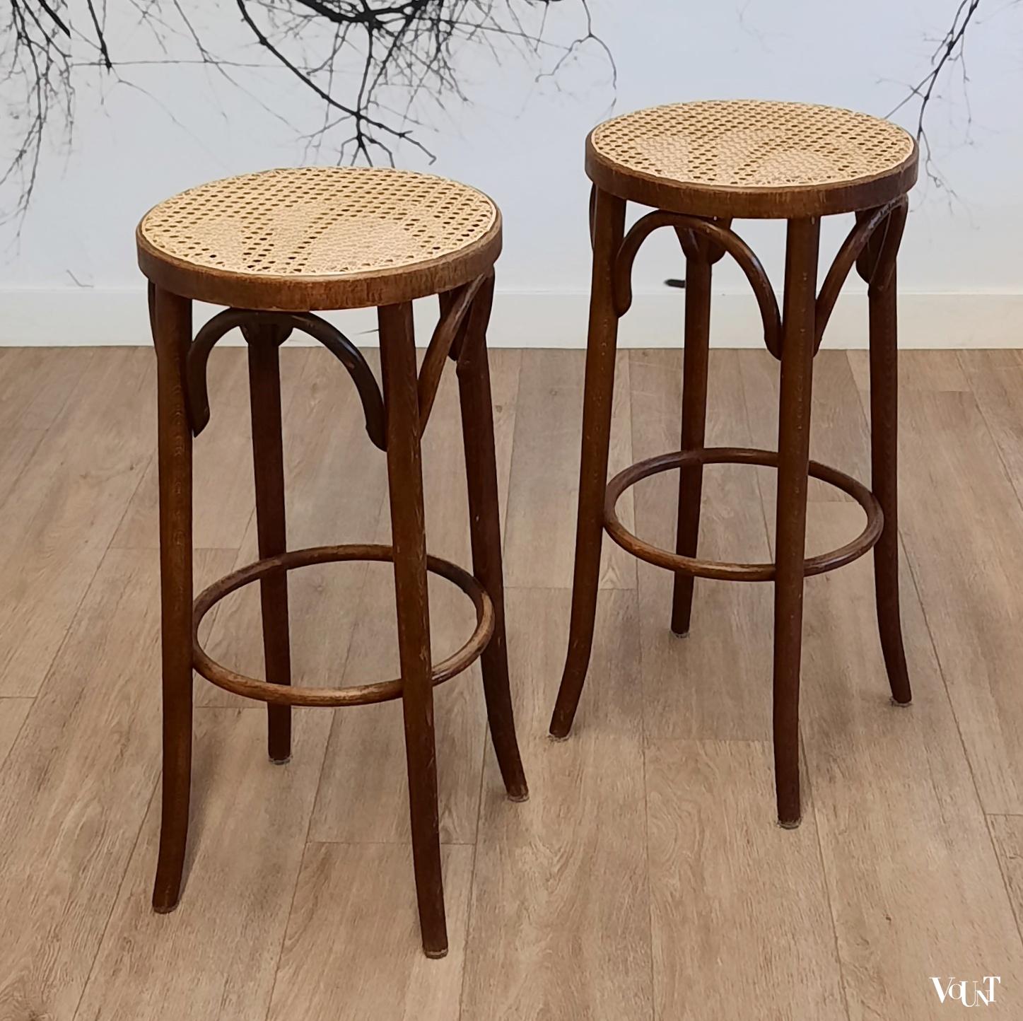 Set van 2 bentwood barkrukken met rotan zitting, jaren '70