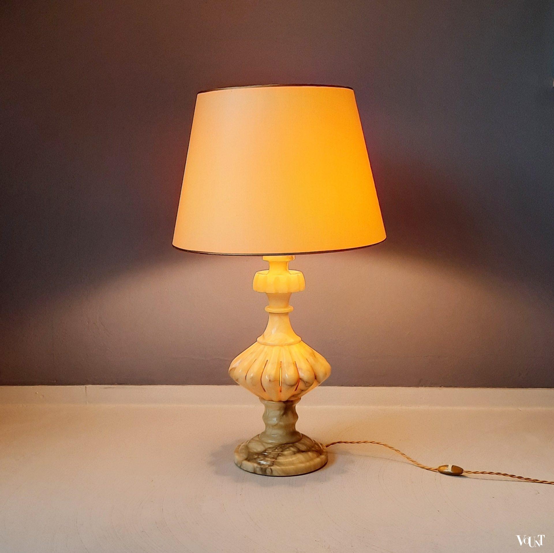 Gele onyx tafellamp, jaren '60