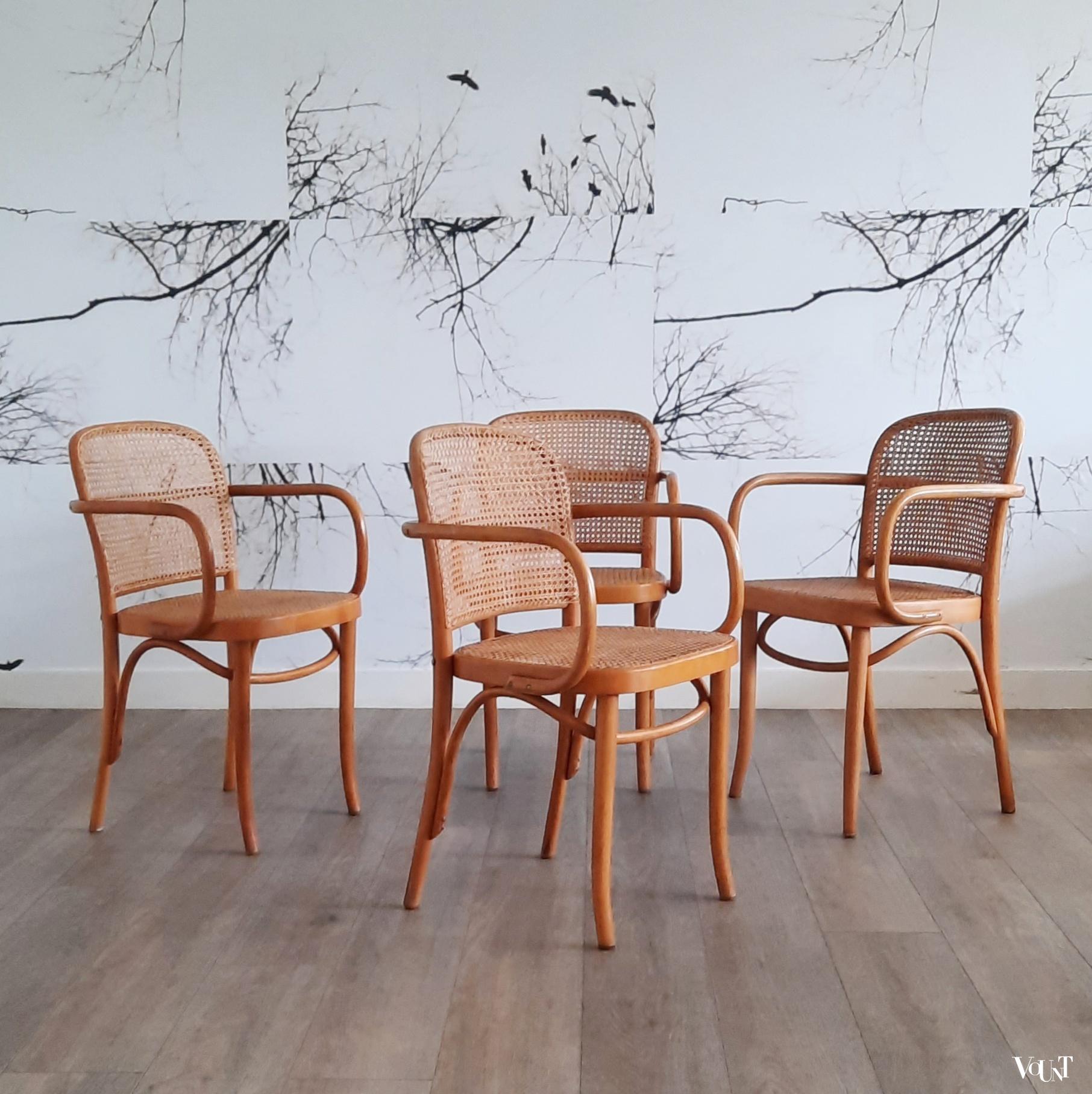 Set van 4 Praag of 811 stoelen, Ligna, jaren '70