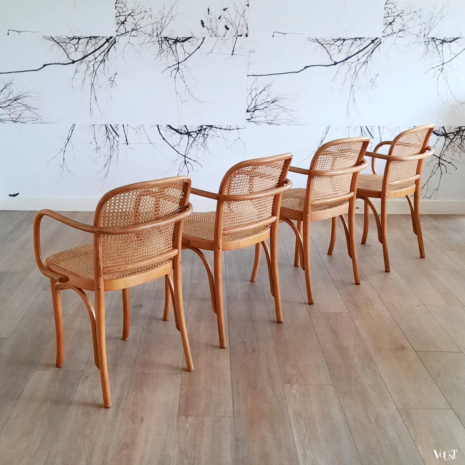 Set van 4 Praag of 811 stoelen, Ligna, jaren '70