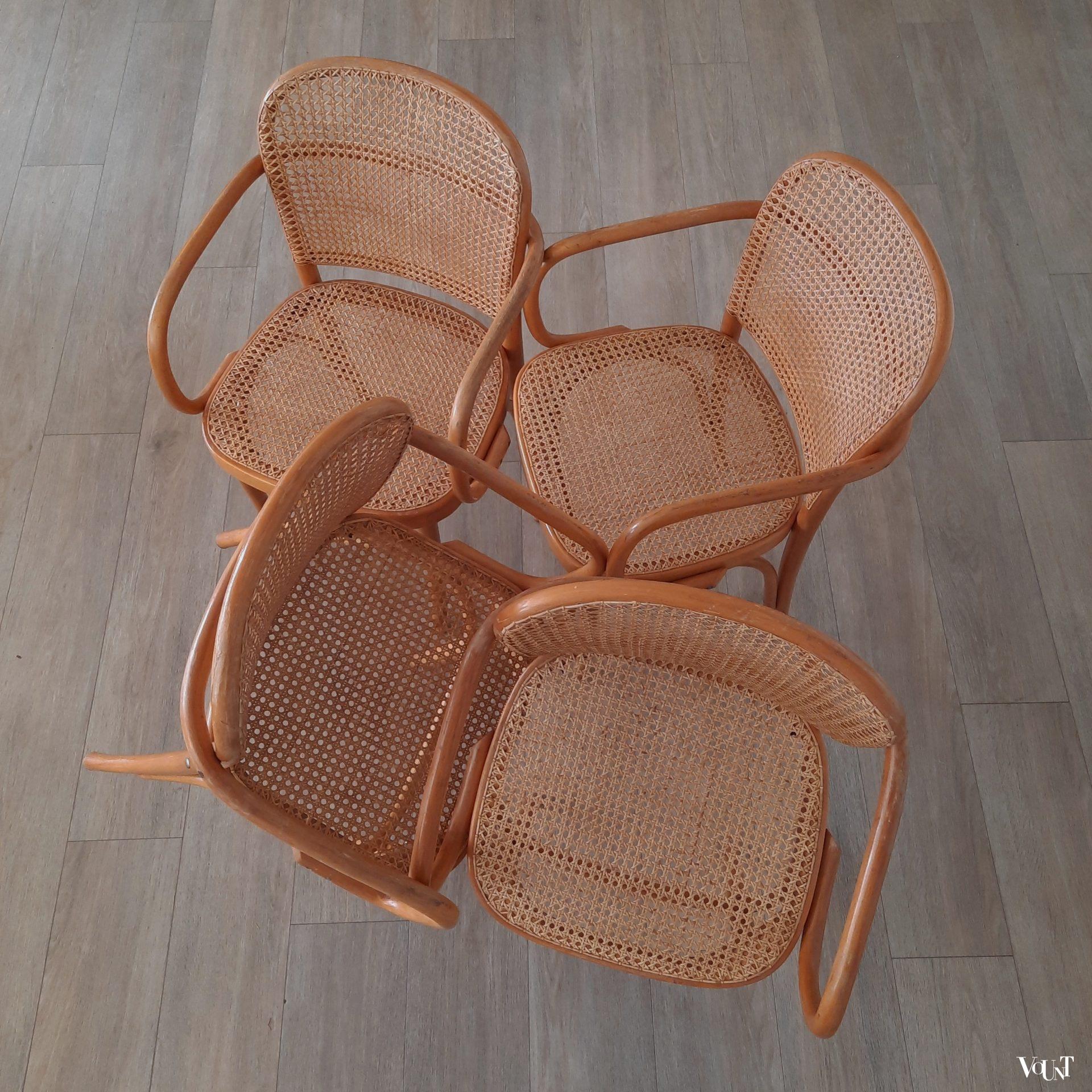 Set van 4 Praag of 811 stoelen, Ligna, jaren '70