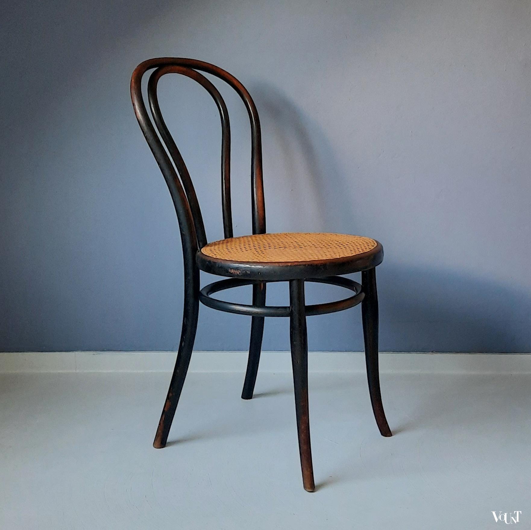 Zwarte Thonet nr. 18 stoel, rond 1900