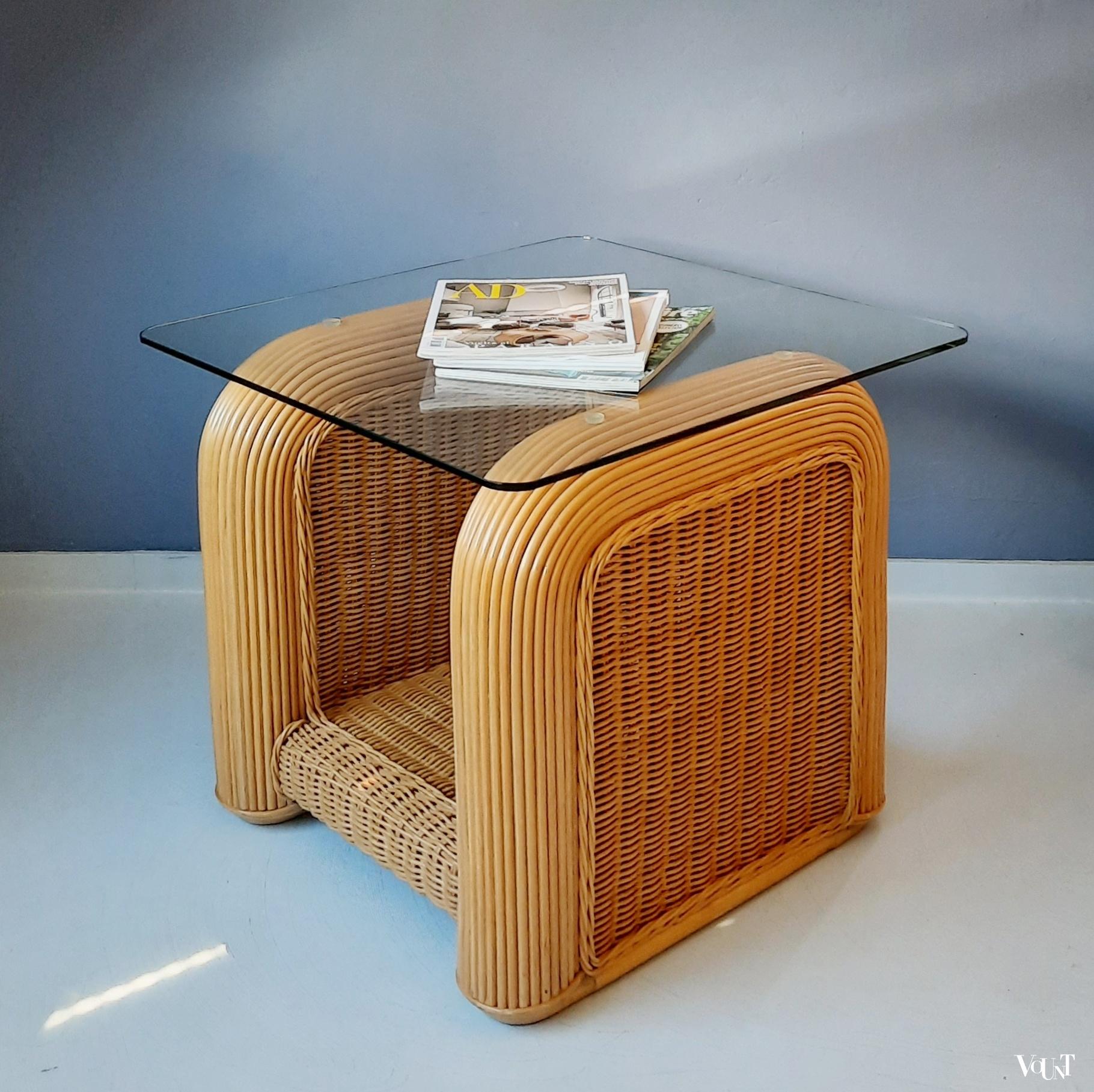 Rotan tafel met glasplaat, jaren '80