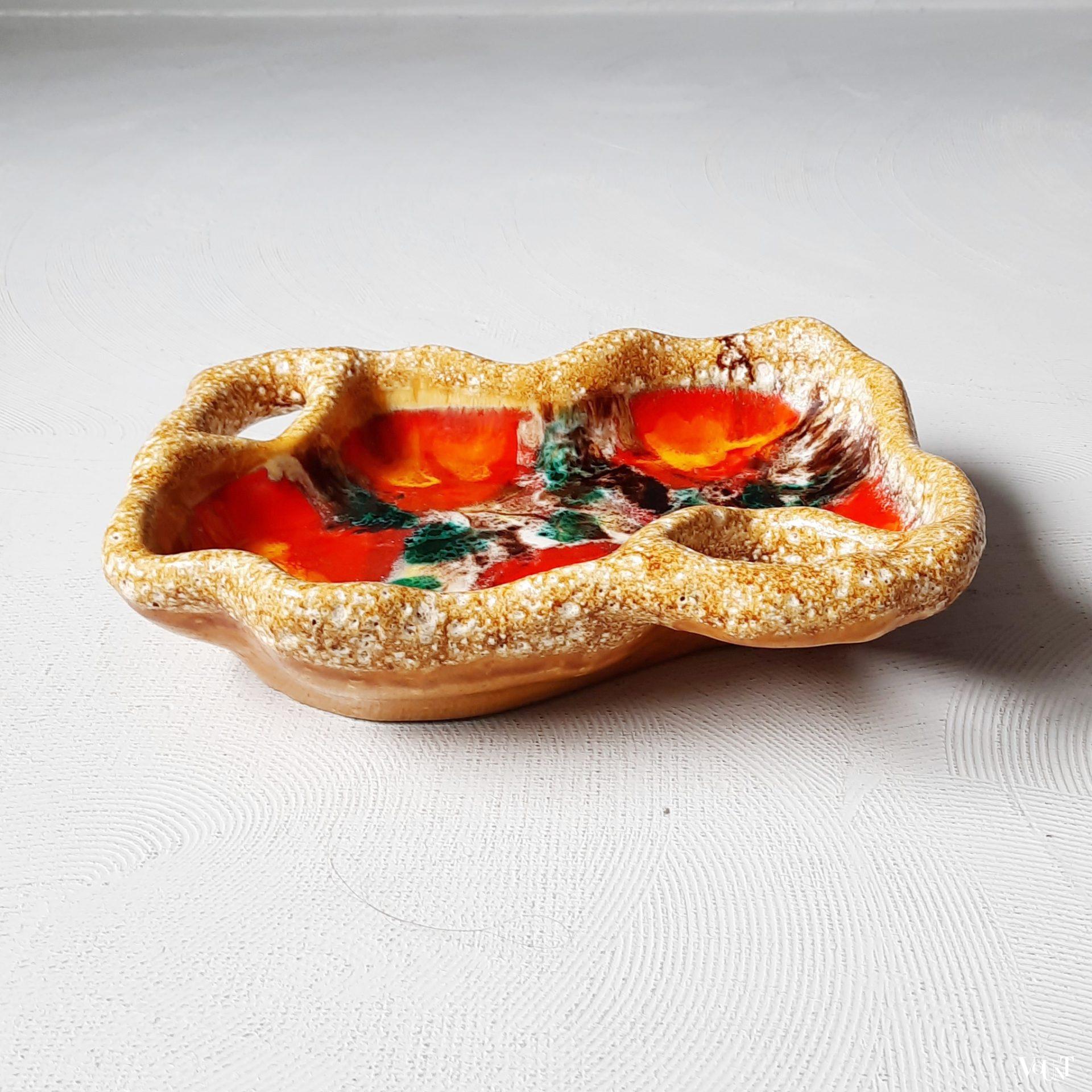 Schaal lava keramiek, Frankrijk, jaren '60