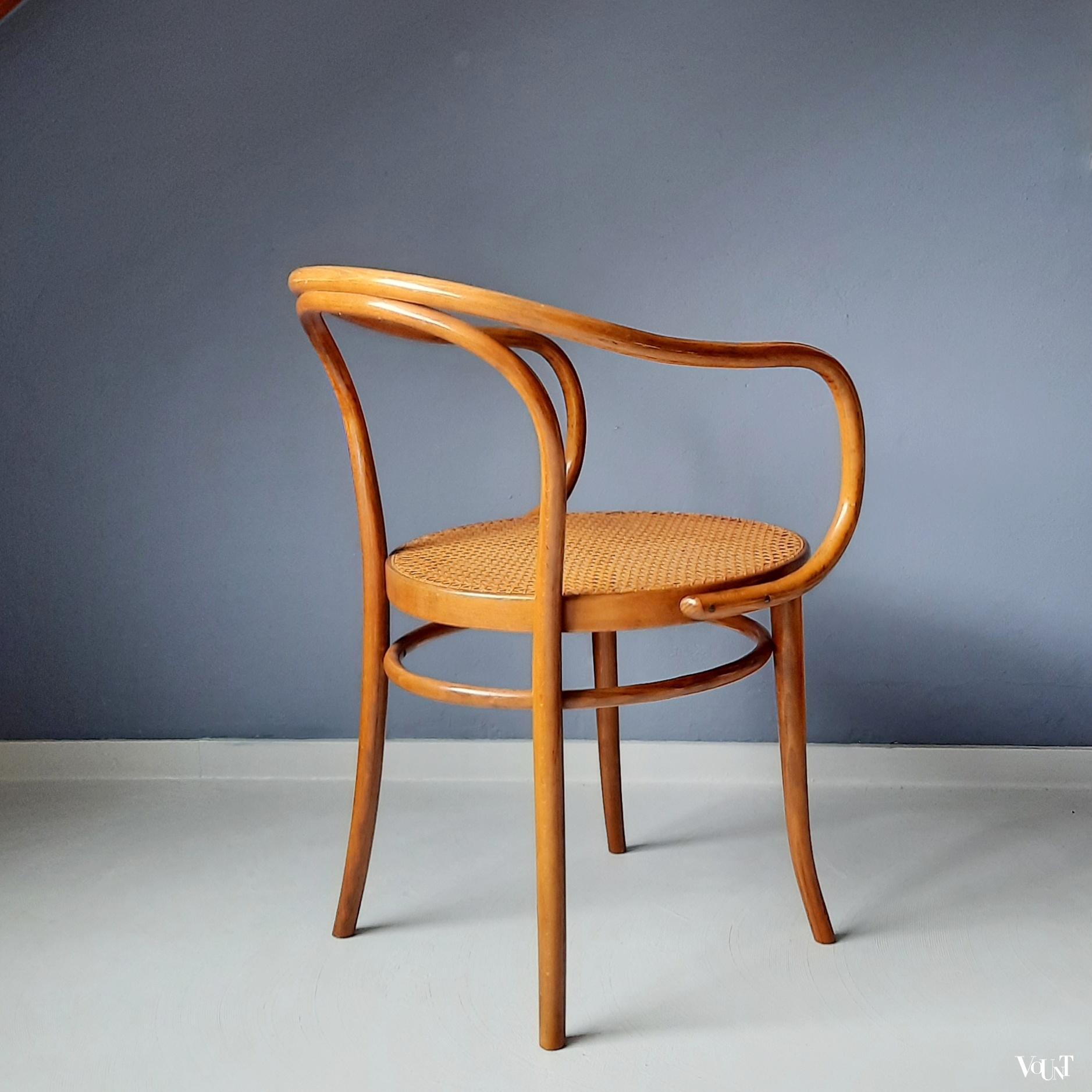 Bruine 209 stoel, Ligna, jaren '70