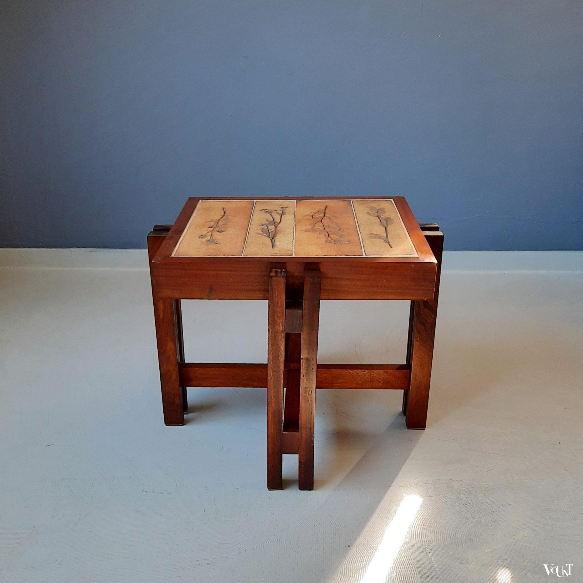 Bijzettafel met "Herbier" tegels, Frankrijk, jaren '80