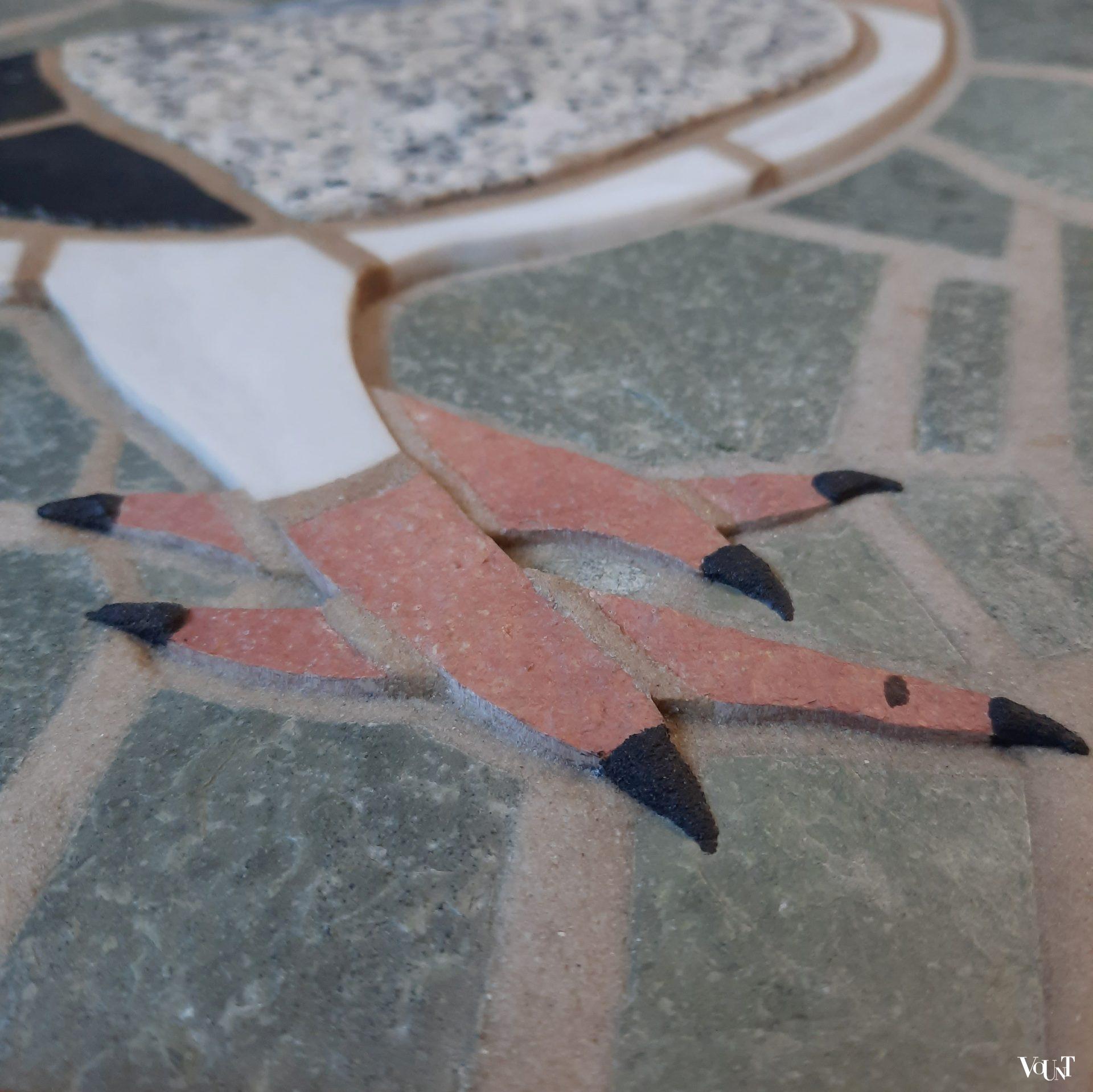 Wanddecoratie natuursteen mozaïek duif, jaren '60