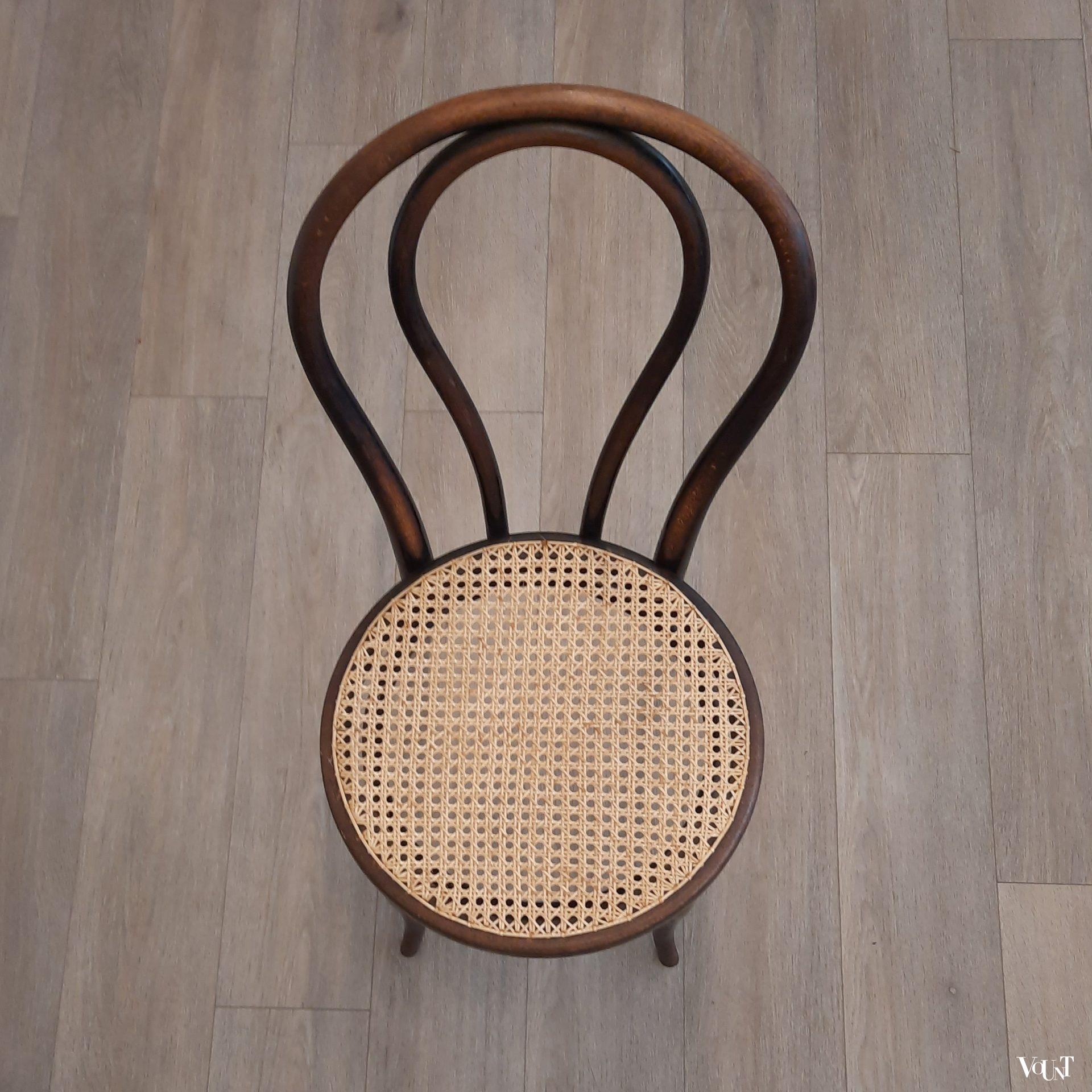 Set van 6 zwarte Thonet nr. 18 stoelen, rond 1900