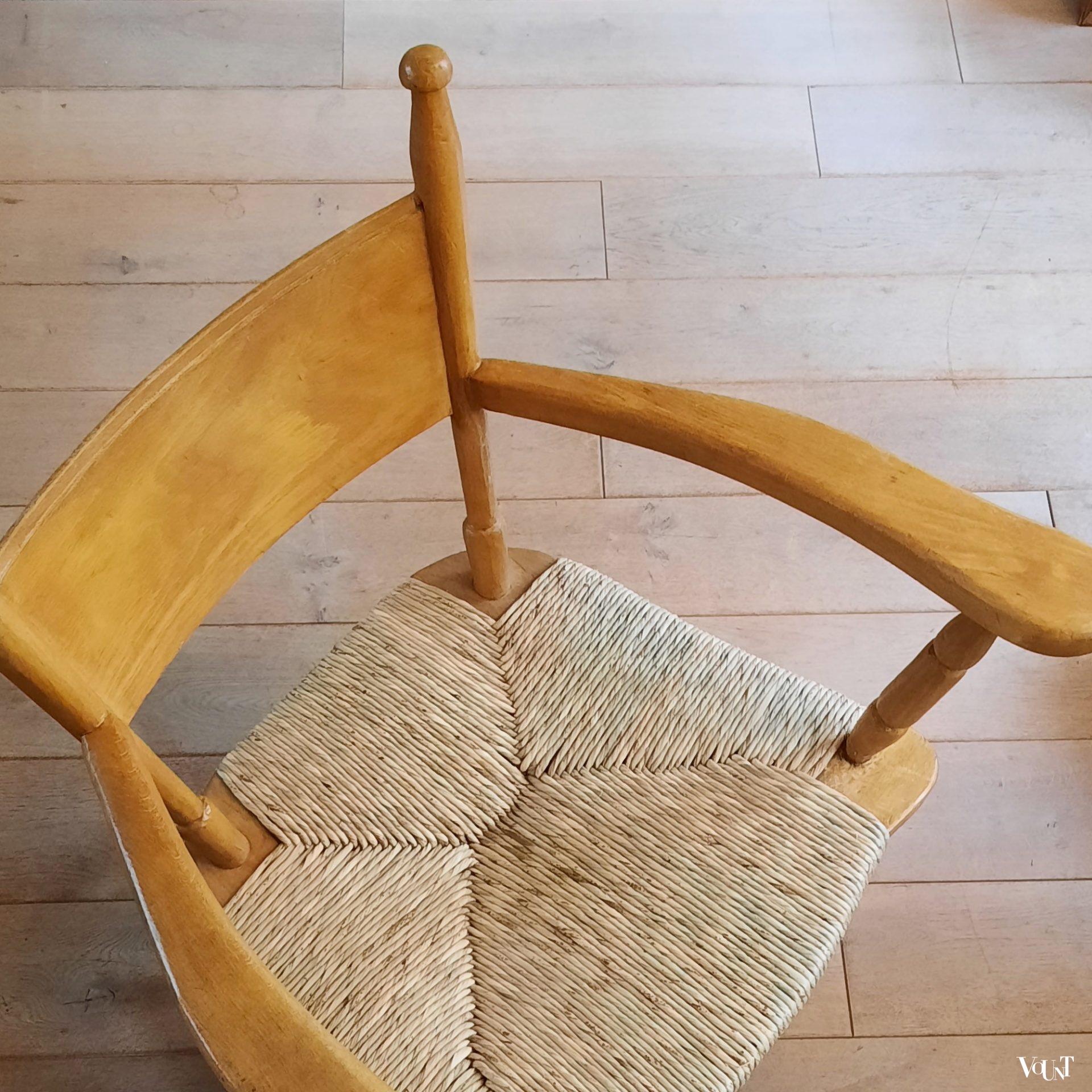 Handgemaakte houten stoel met nieuwe biezen zitting, jaren '50