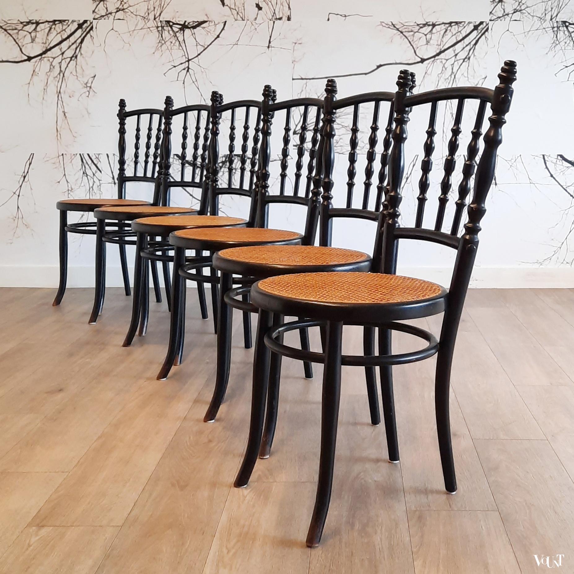 Set van 6 zwarte nr. 232 stoelen, Ungvarer Möbelfabrik, rond 1900