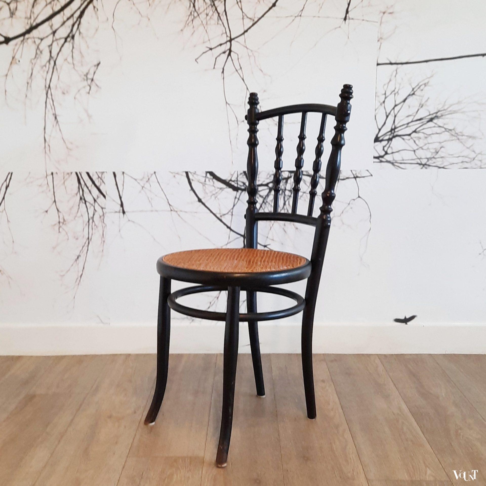 Set van 6 zwarte nr. 232 stoelen, Ungvarer Möbelfabrik, rond 1900