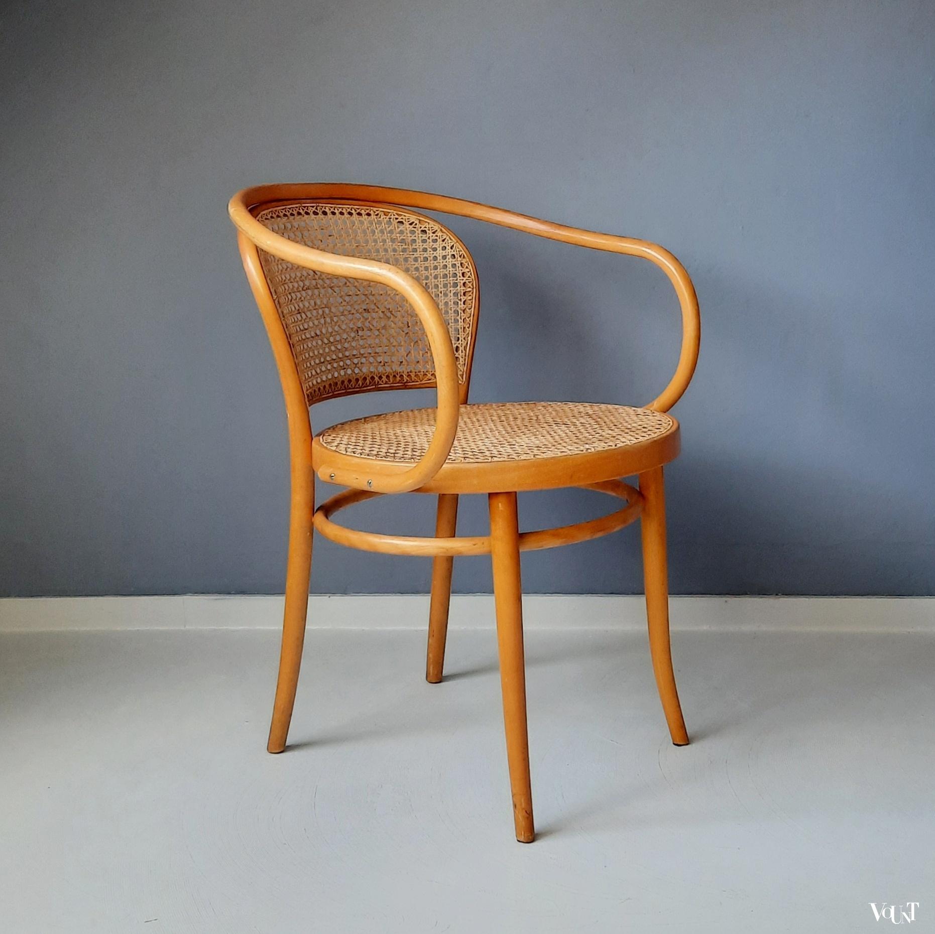 Stoel nr. 210, Ligna Drevounia, jaren '70