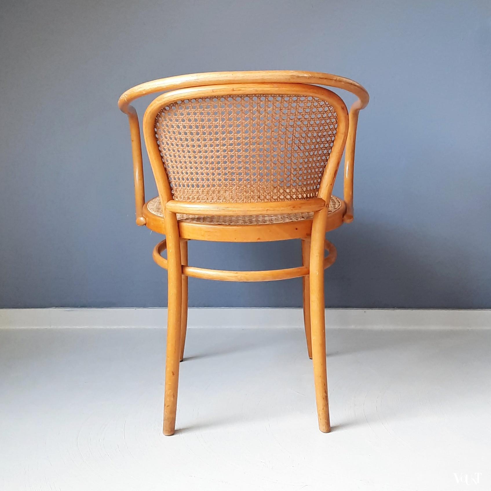 Stoel nr. 210, Ligna Drevounia, jaren '70