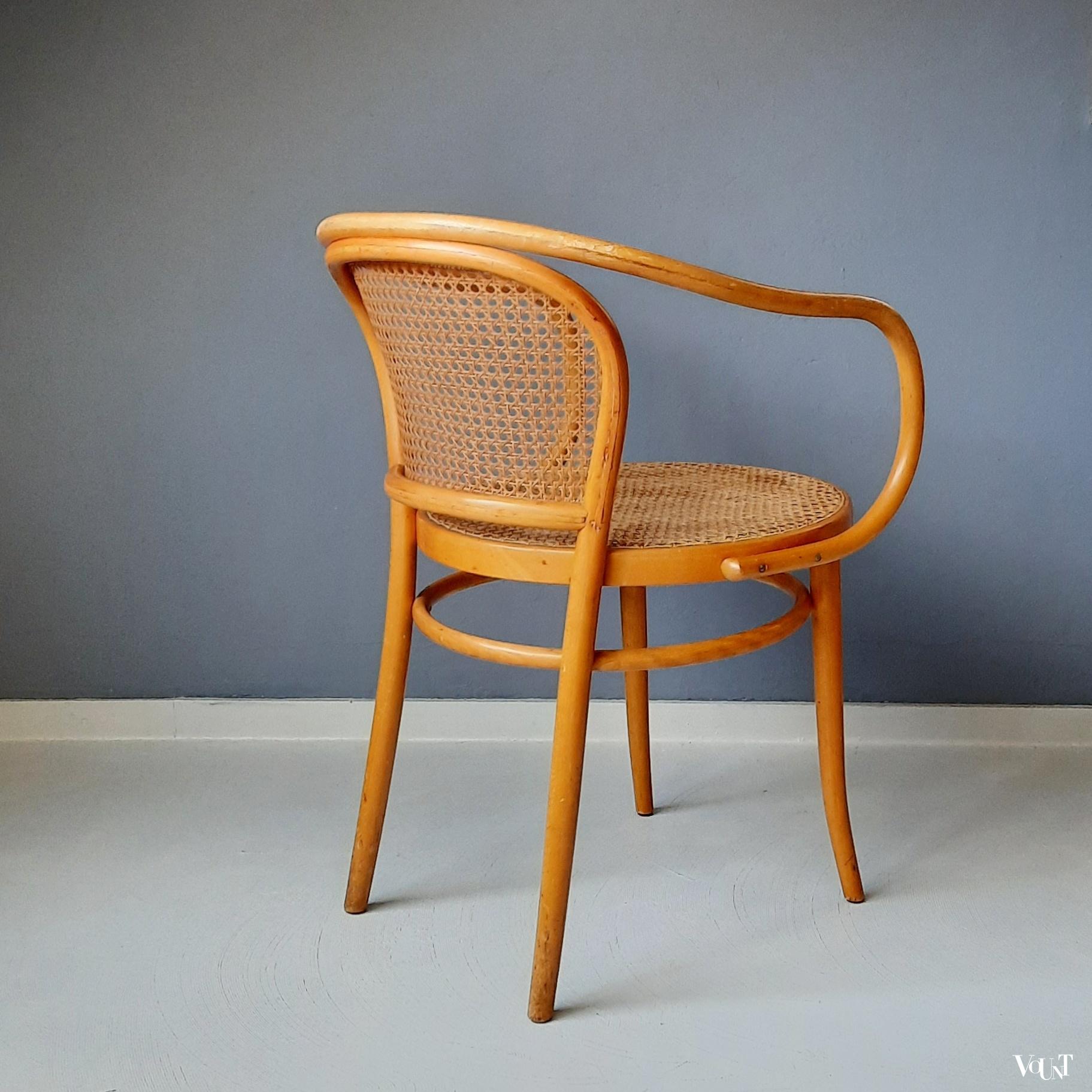 Stoel nr. 210, Ligna Drevounia, jaren '70