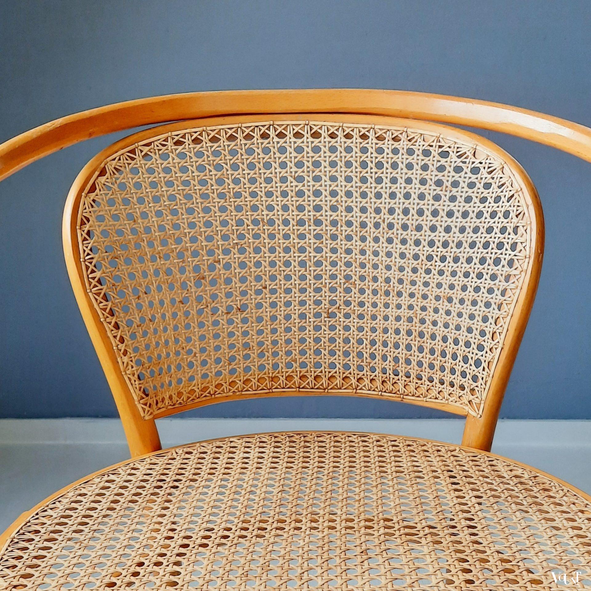 Stoel nr. 210, Ligna Drevounia, jaren '70