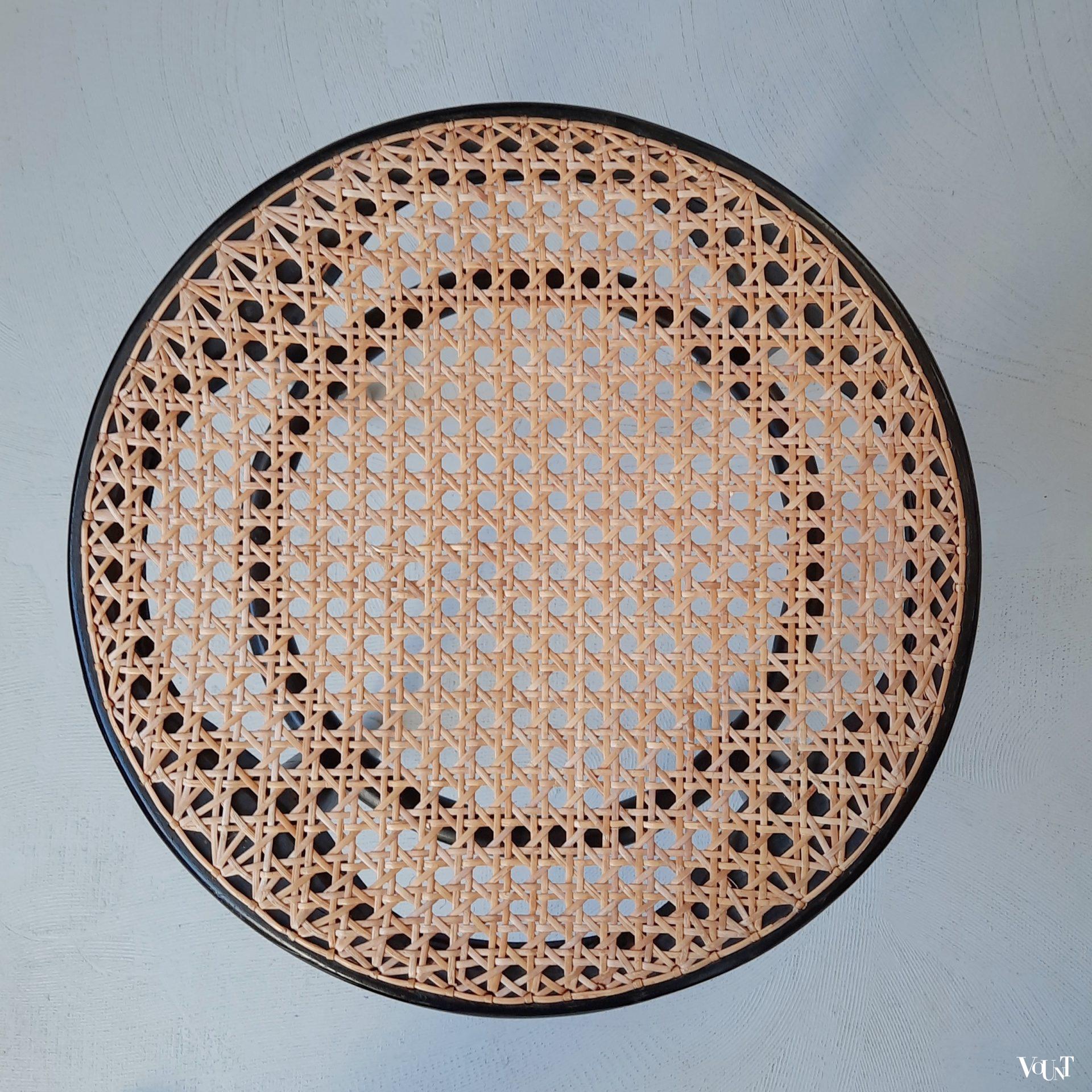 Zwarte bentwood kruk met rotan zitting, jaren '70/'80