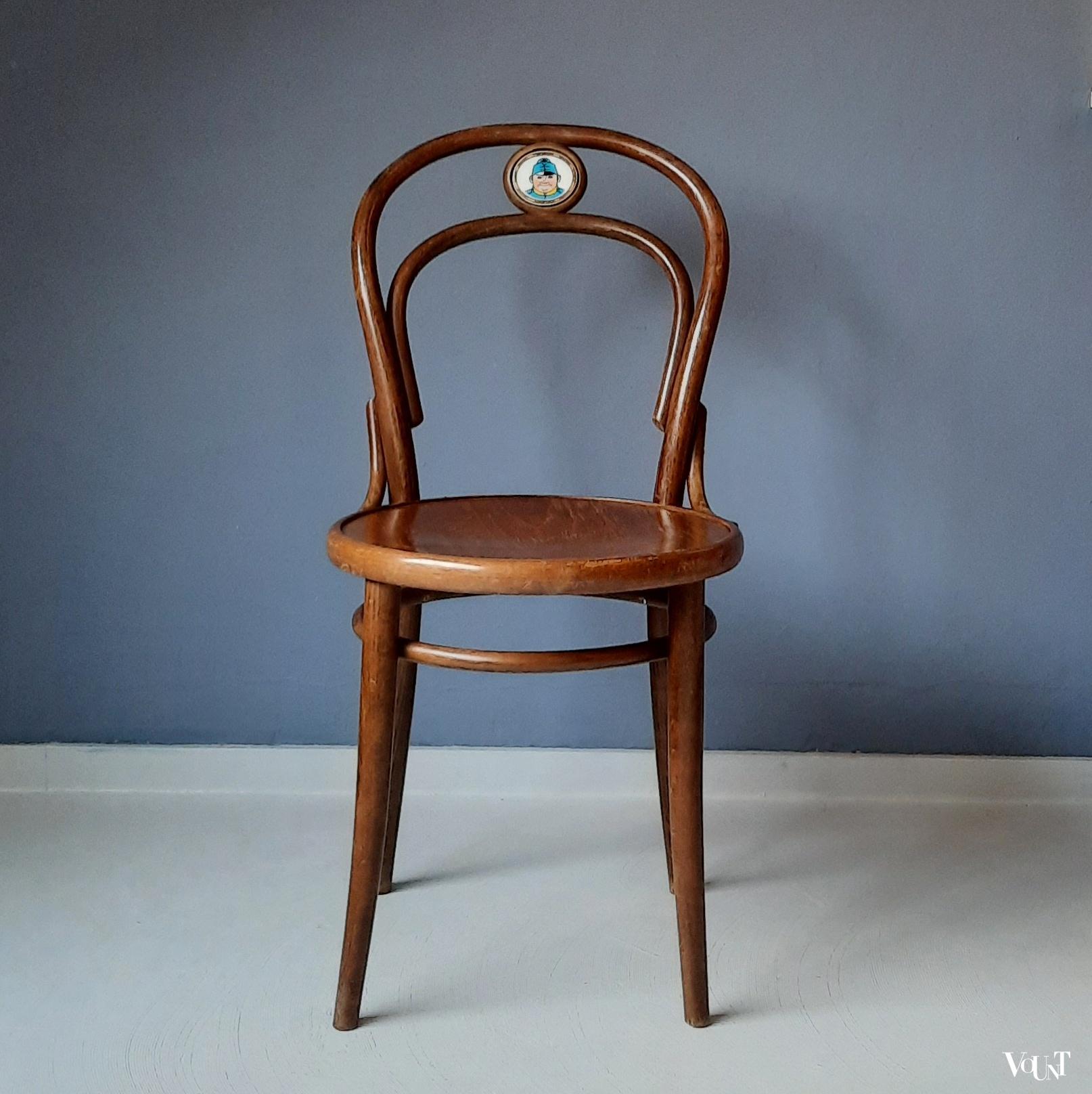 Set van 4 Thonet stoeltjes nr. 14 voor Svejk Restaurant, Ton, jaren '90