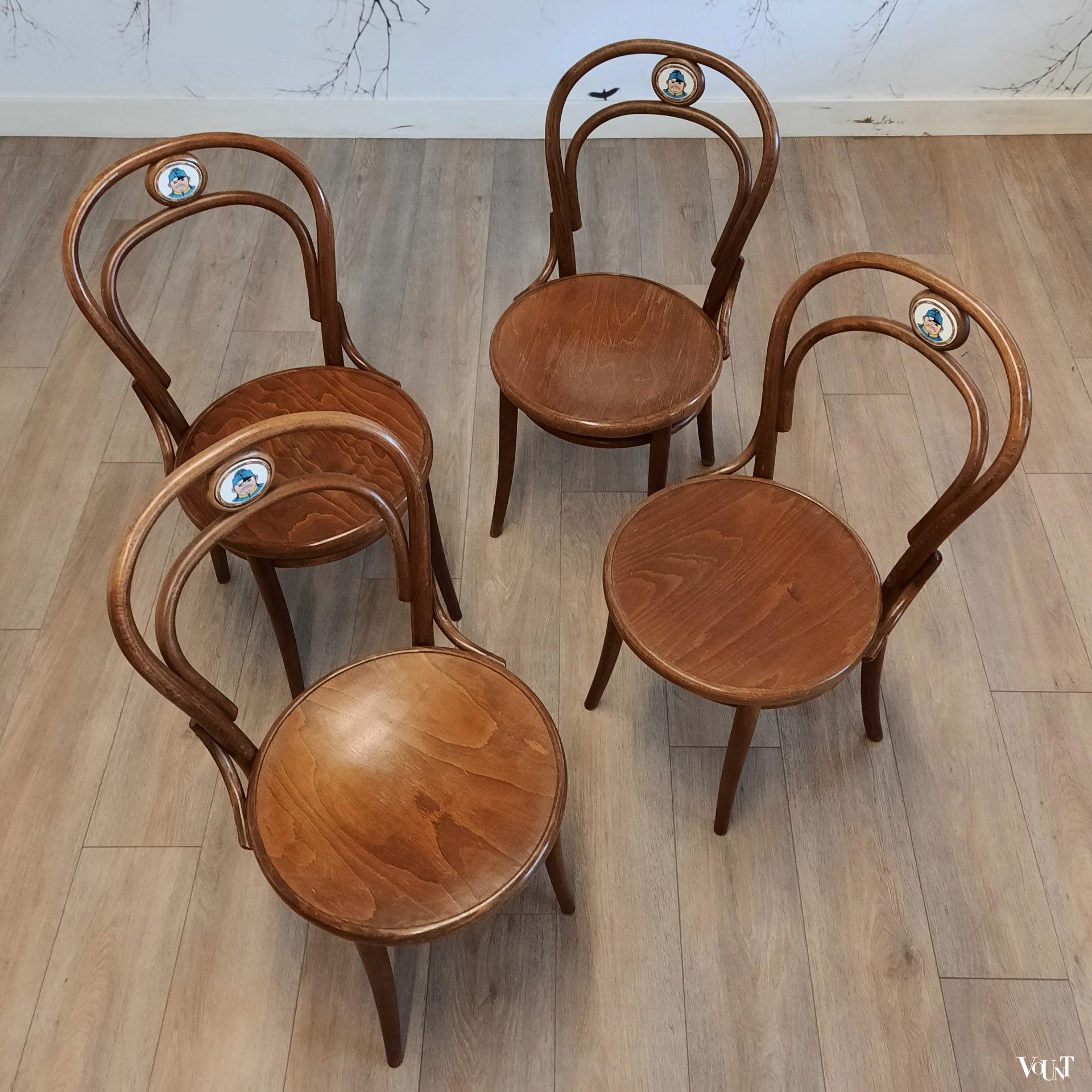 Set van 4 Thonet stoeltjes nr. 14 voor Svejk Restaurant, Ton, jaren '90