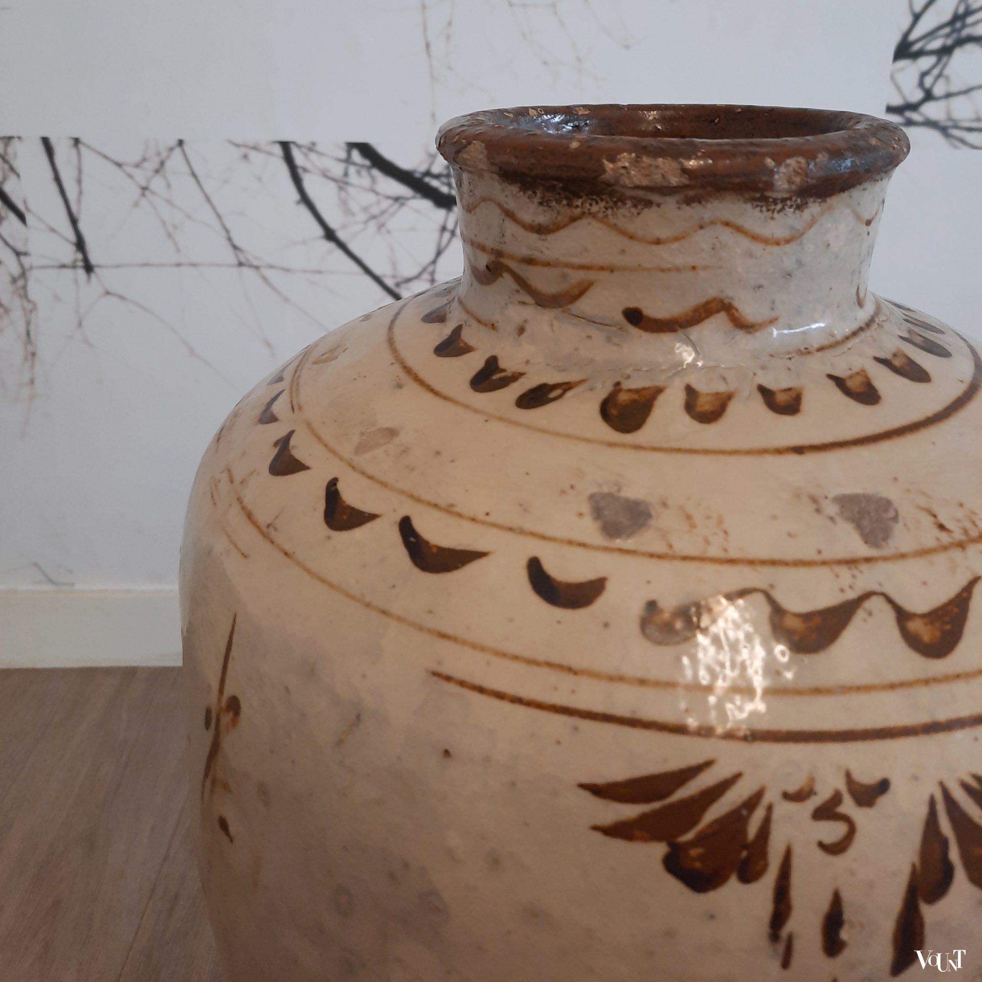 Set van 2 antieke Chizou wijnpotten / wine jars, China