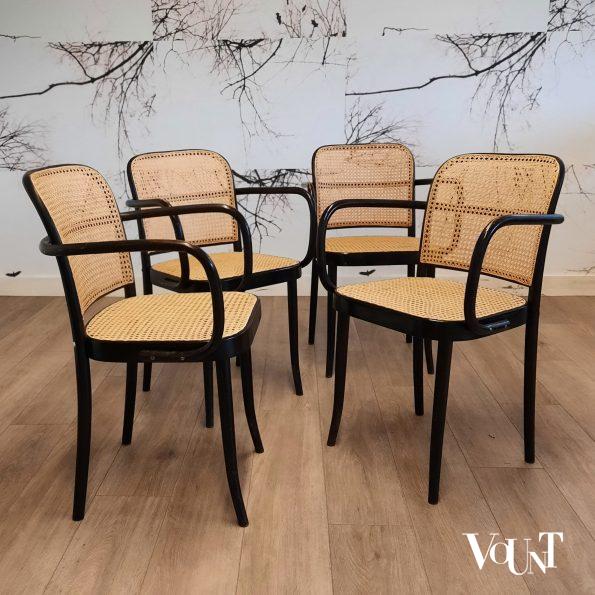 Set van 4 zwarte Praag of 811 stoelen, jaren '60/'70