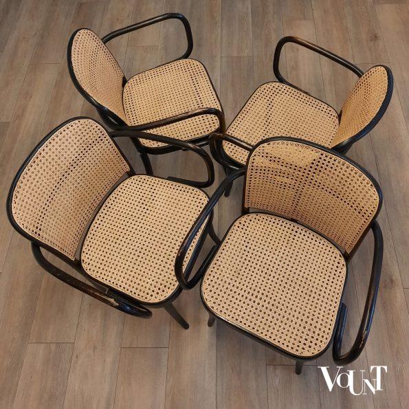Set van 4 zwarte Praag of 811 stoelen, jaren '60/'70