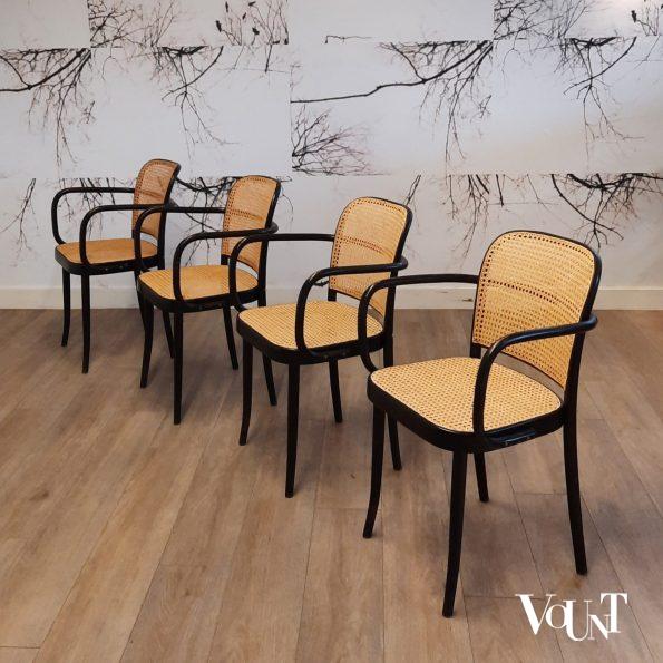 Set van 4 zwarte Praag of 811 stoelen, jaren '60/'70