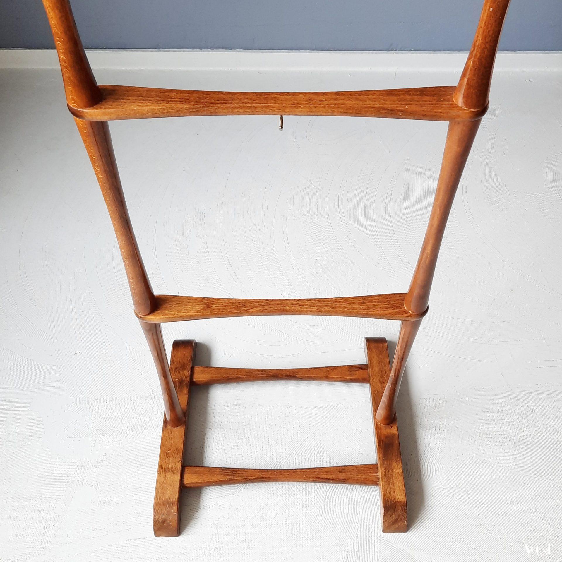 Vintage houten dressboy Fitwell-Valet, C. Birnbaum Ltd., jaren '70