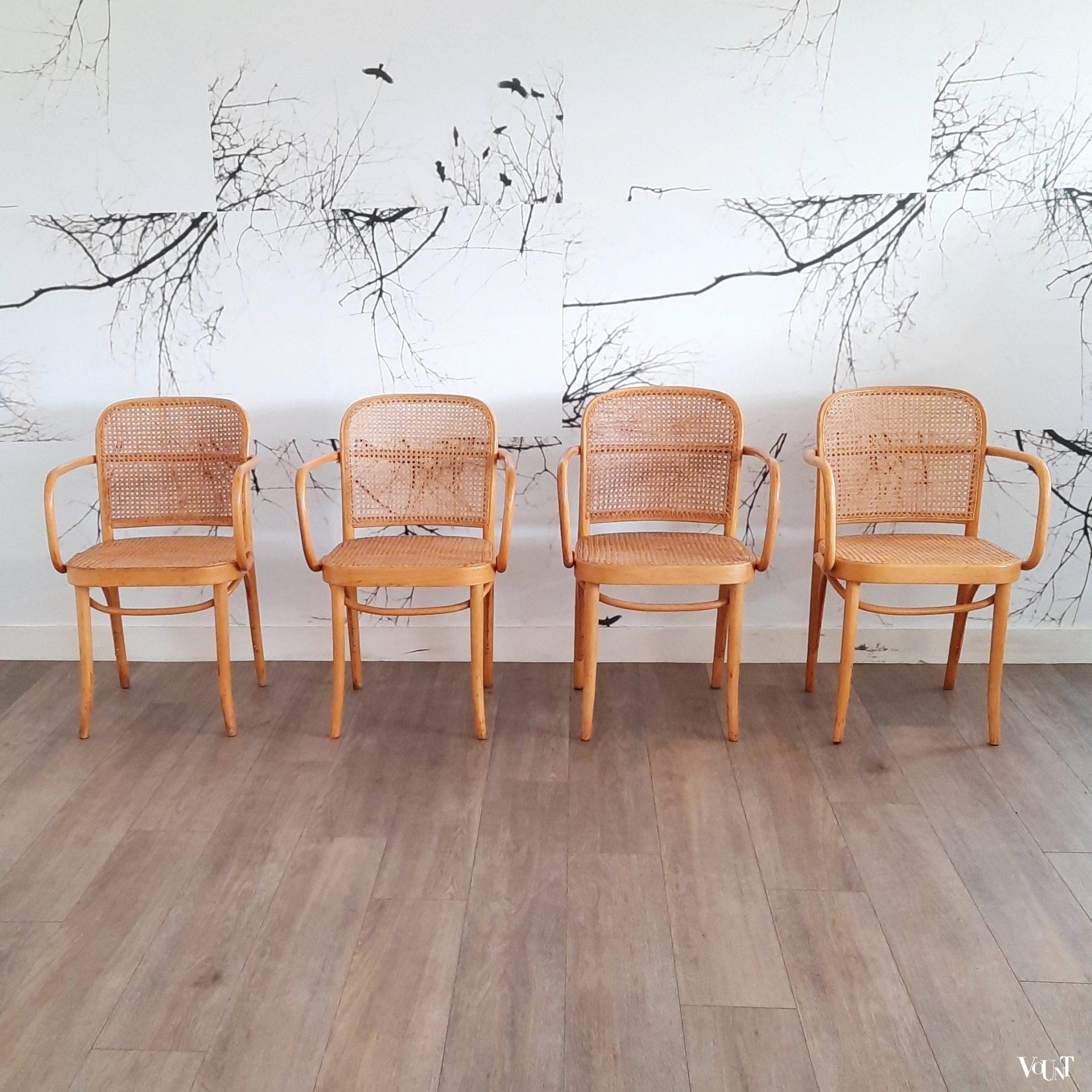 Set van 4 Praag of 811 stoelen, FMG, jaren '70/'80