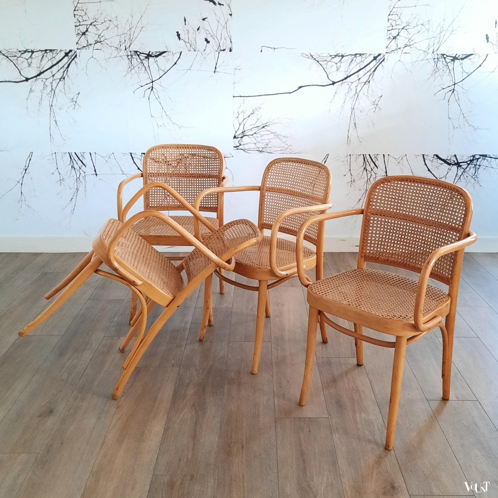 Set van 4 Praag of 811 stoelen, FMG, jaren '70/'80