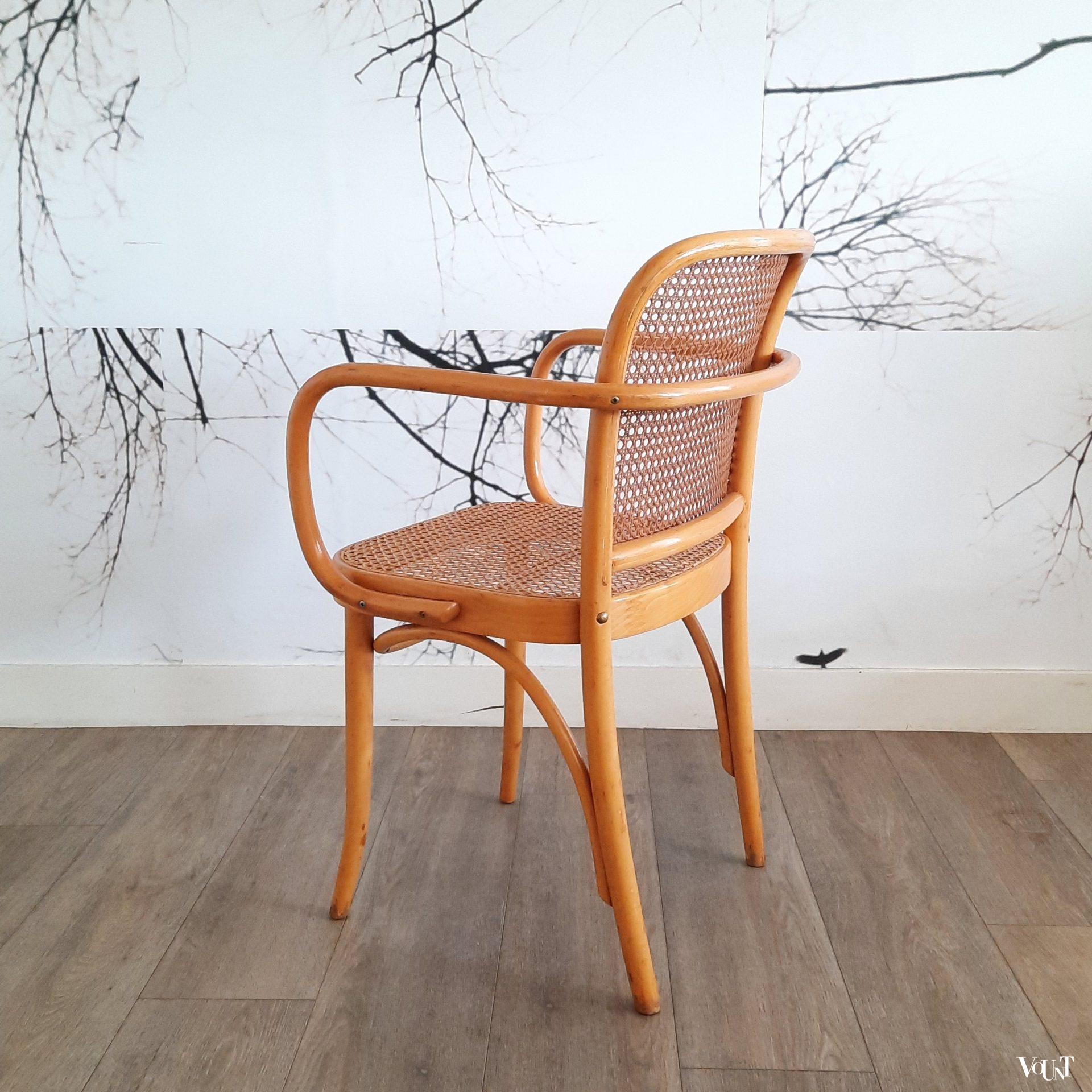 Set van 4 Praag of 811 stoelen, FMG, jaren '70/'80