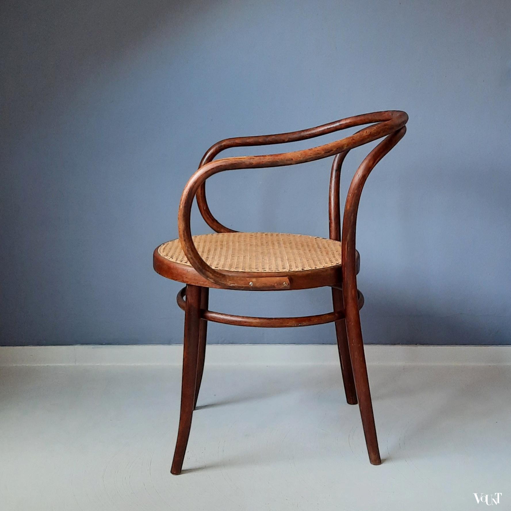 Donkerbruine nr. 209 stoel, Ligna, jaren '70