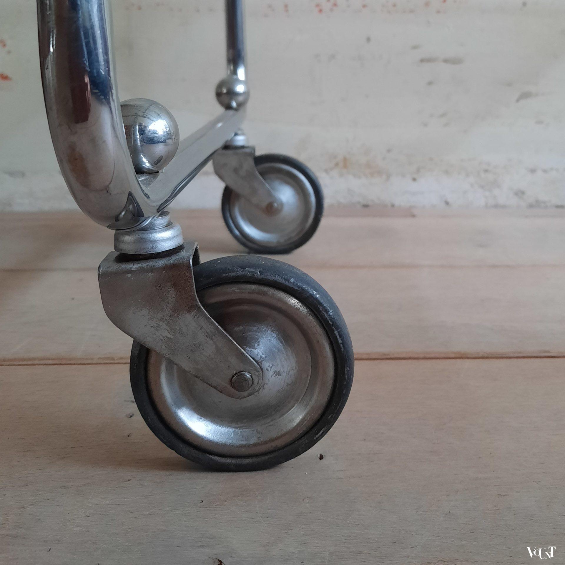 Trolley metaal en glas in Bauhaus stijl, ca. jaren '50