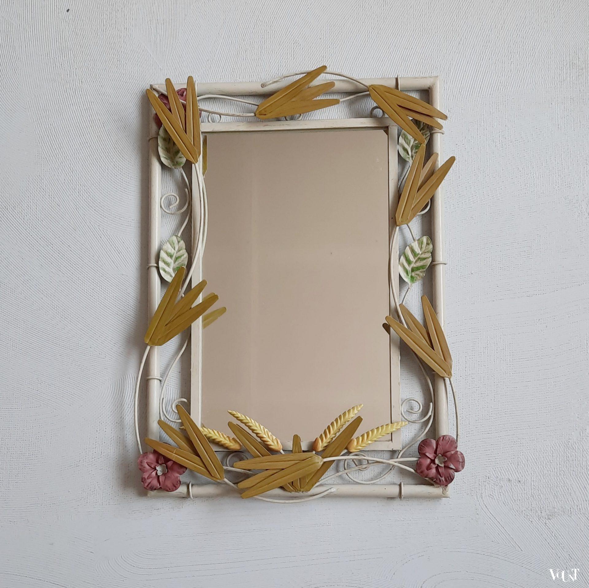 Franse metalen spiegel bloemen en bladeren, jaren '60