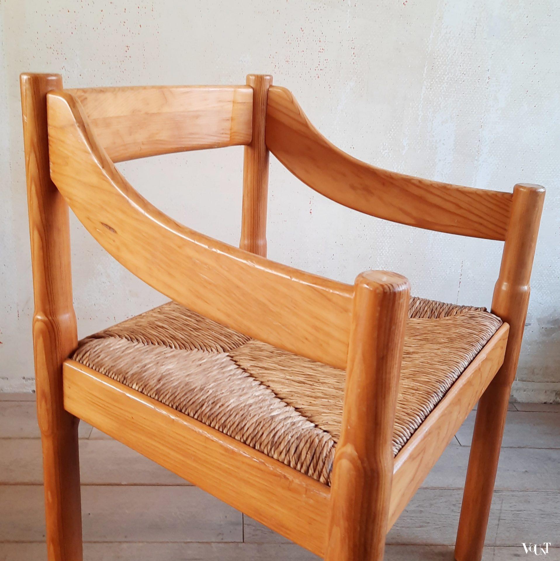 Grenen Carimate stoel, Vico Magistretti voor Cassina, jaren '70