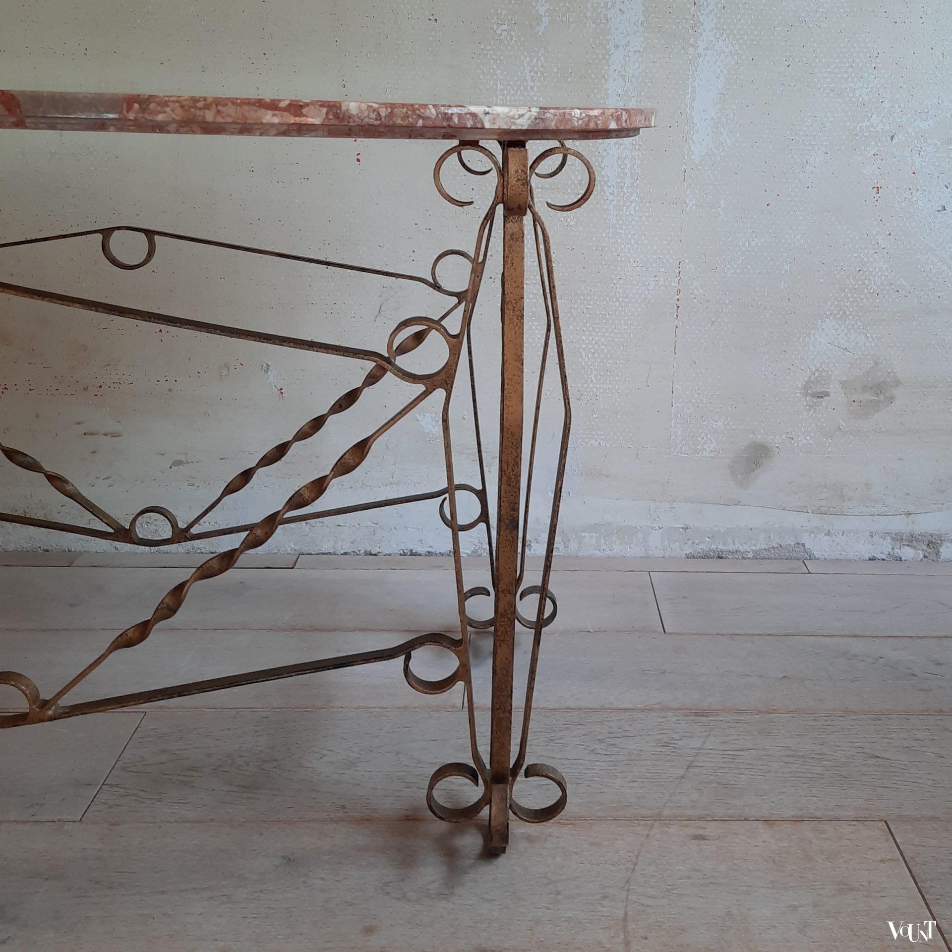 Franse tafel met marmeren blad, jaren '70