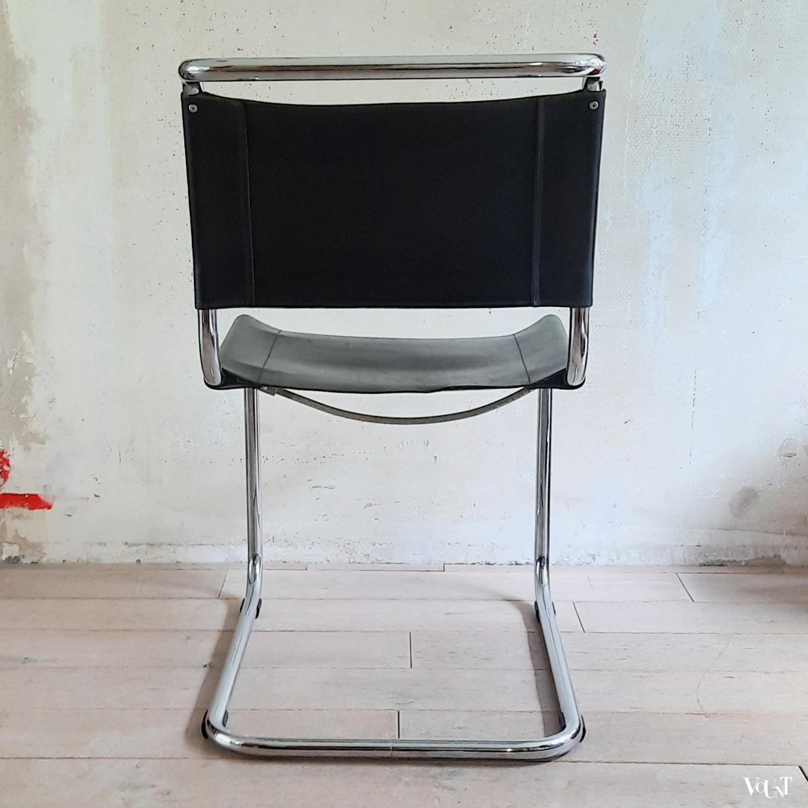 S33 buisframestoel met zwarte leren bekleding, Mart Stam voor Thonet, jaren '80
