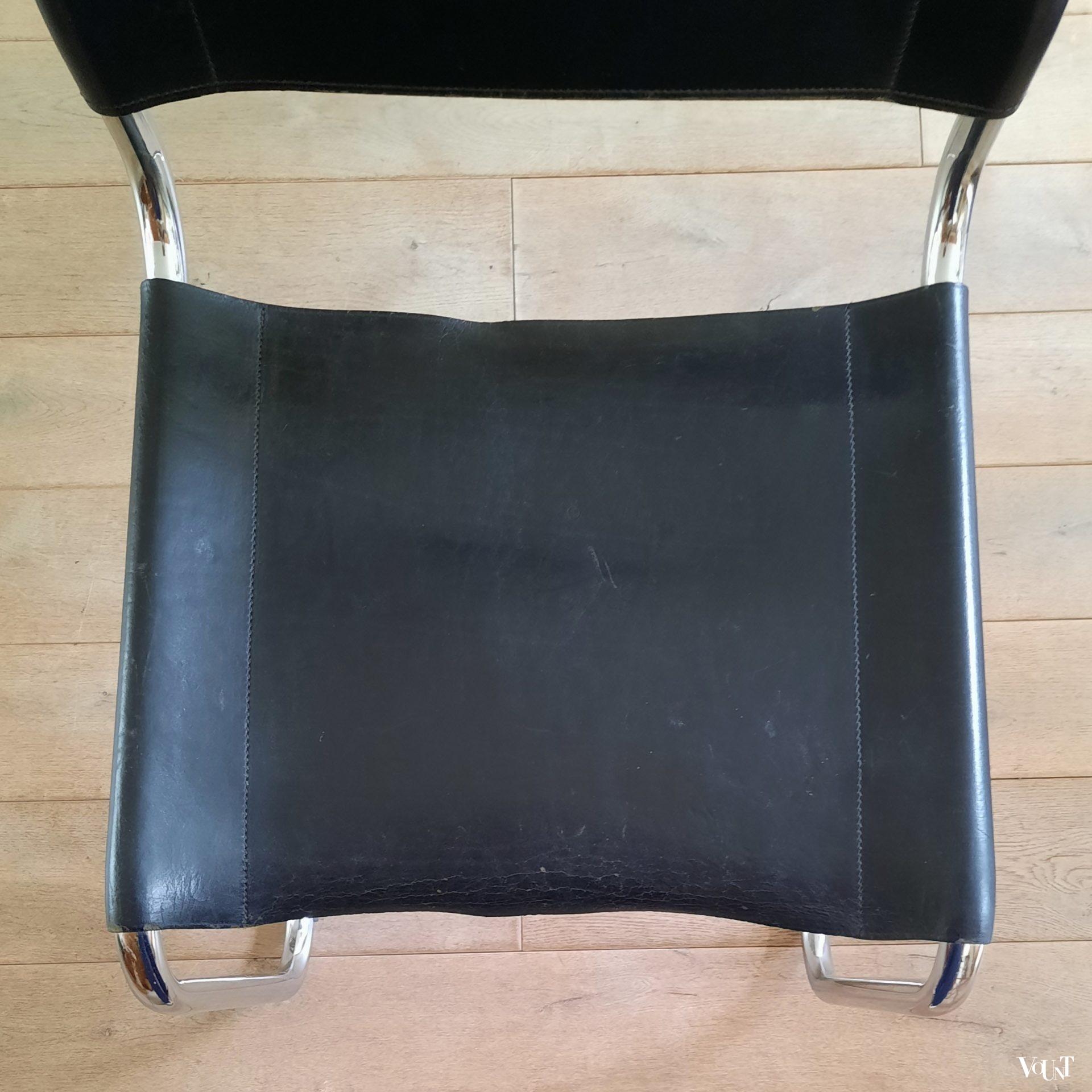S33 buisframestoel met zwarte leren bekleding, Mart Stam voor Thonet, jaren '80