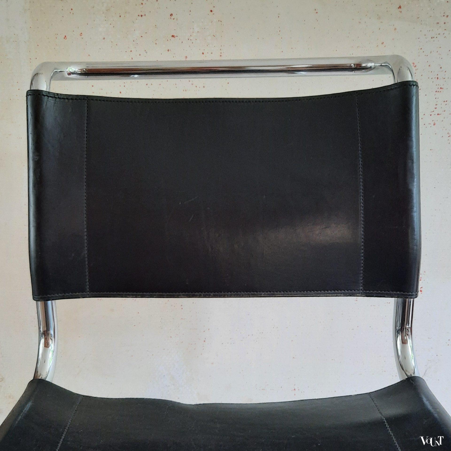 S33 buisframestoel met zwarte leren bekleding, Mart Stam voor Thonet, jaren '80