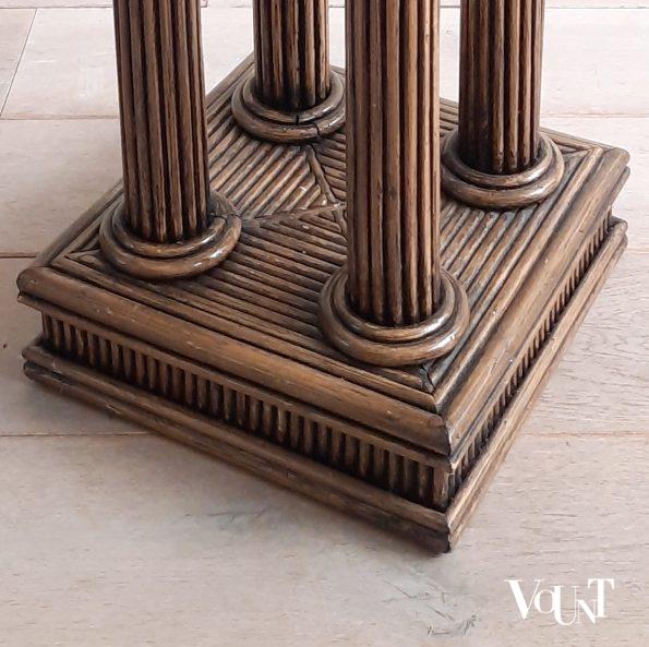 "Pencil reed" rotan pedestal, jaren '80