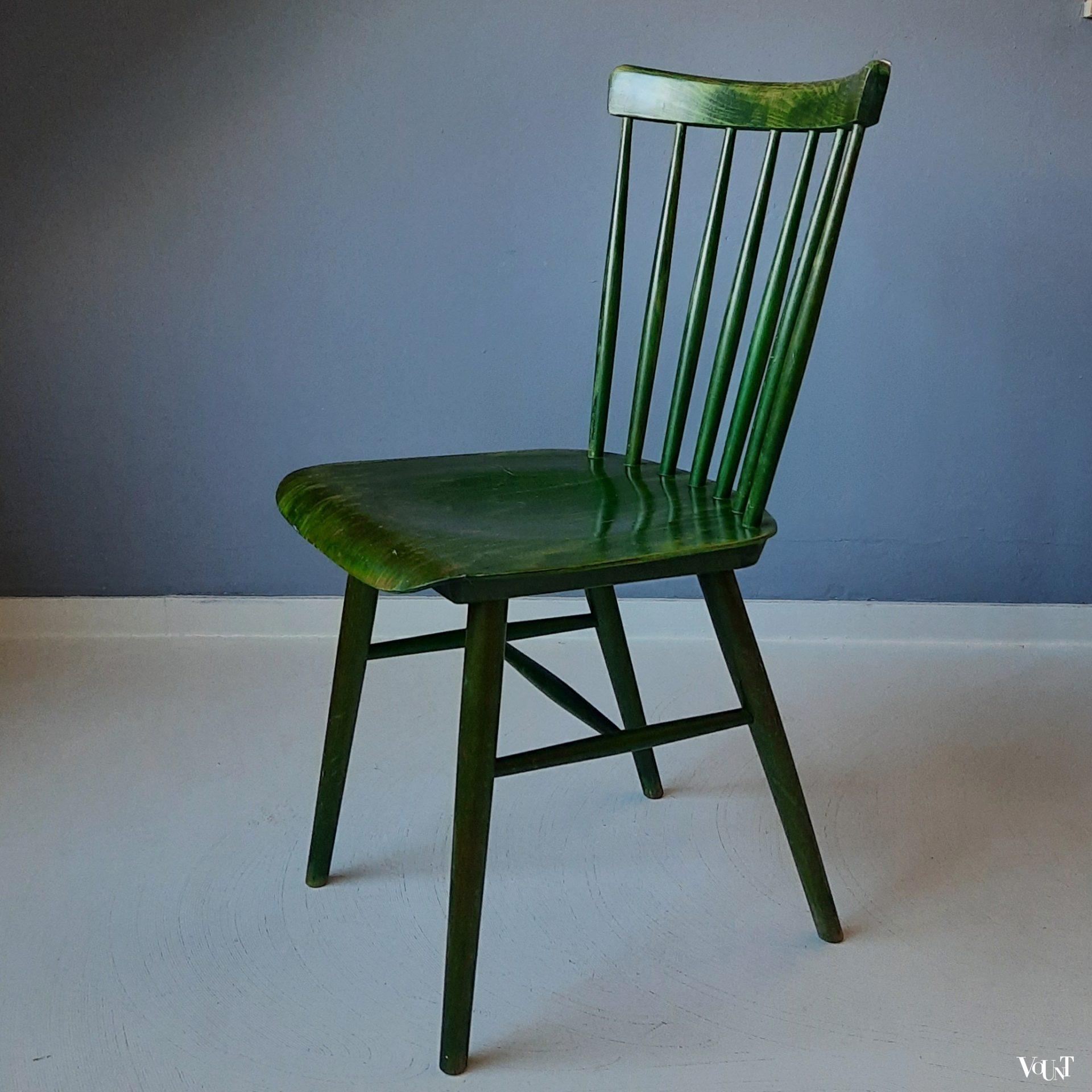 Set van 2 groene houten spijlenstoeltjes, TON, ca. jaren '60