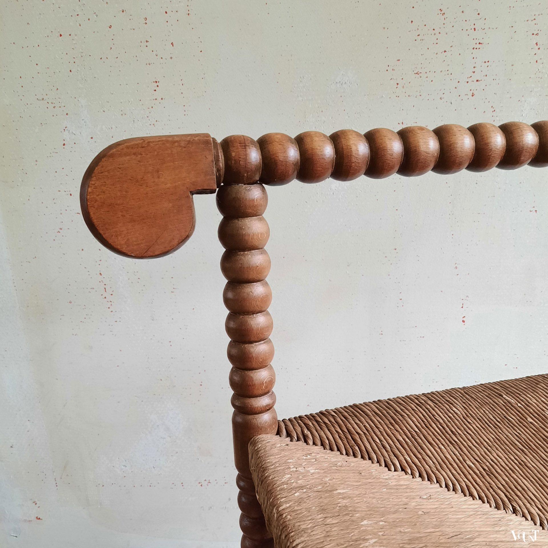 Knobbelstoel of bobbin chair, hoekstoel, 1e helft 20e eeuw