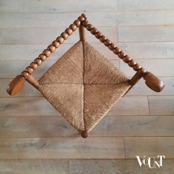 Knobbelstoel of bobbin chair, hoekstoel, 1e helft 20e eeuw