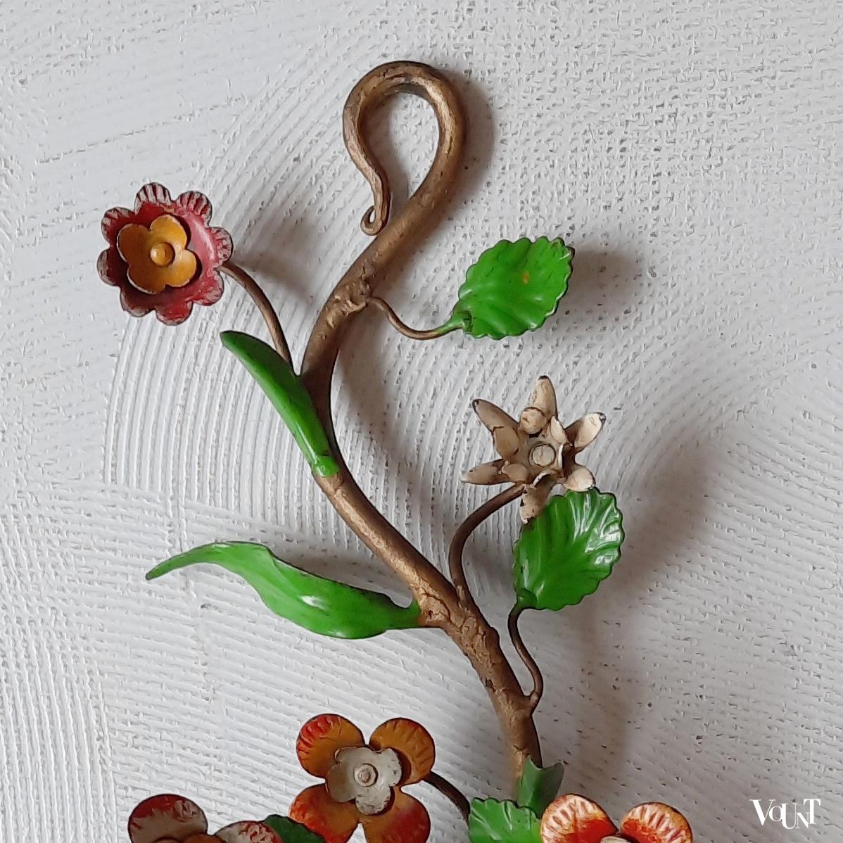 Set van 2 metalen wandlampen bloemen, jaren '50