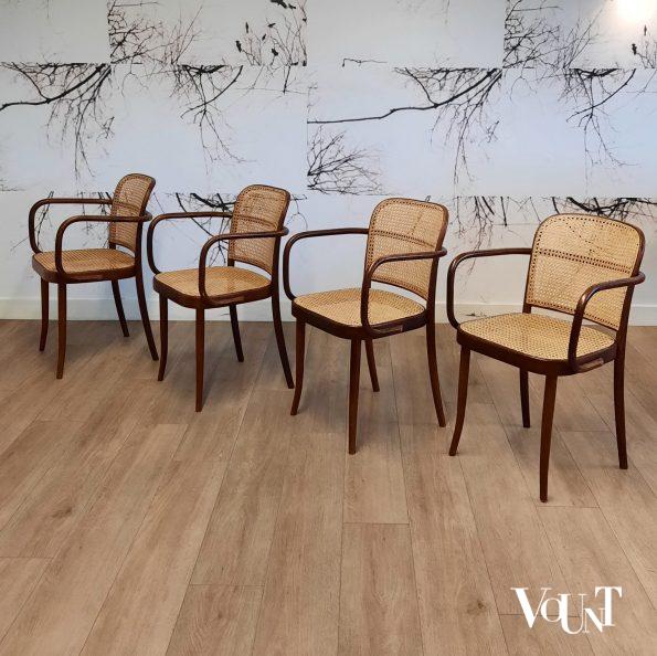 Set van 4 bruine Praag of 811 stoelen, Ligna, jaren '70