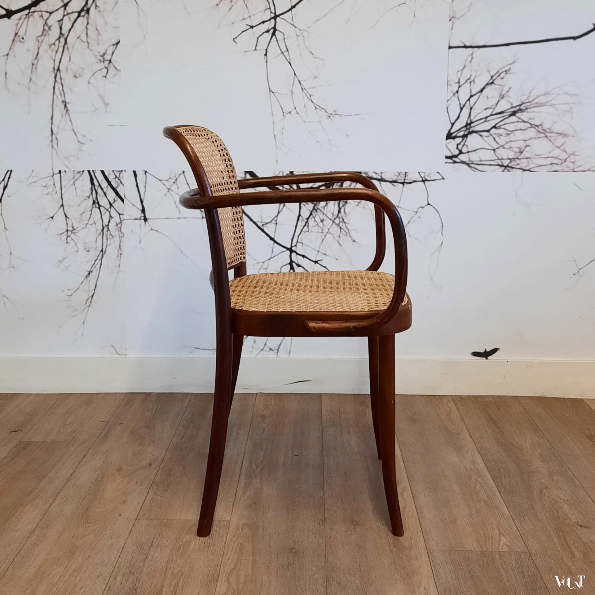 Set van 4 bruine Praag of 811 stoelen, Ligna, jaren '70