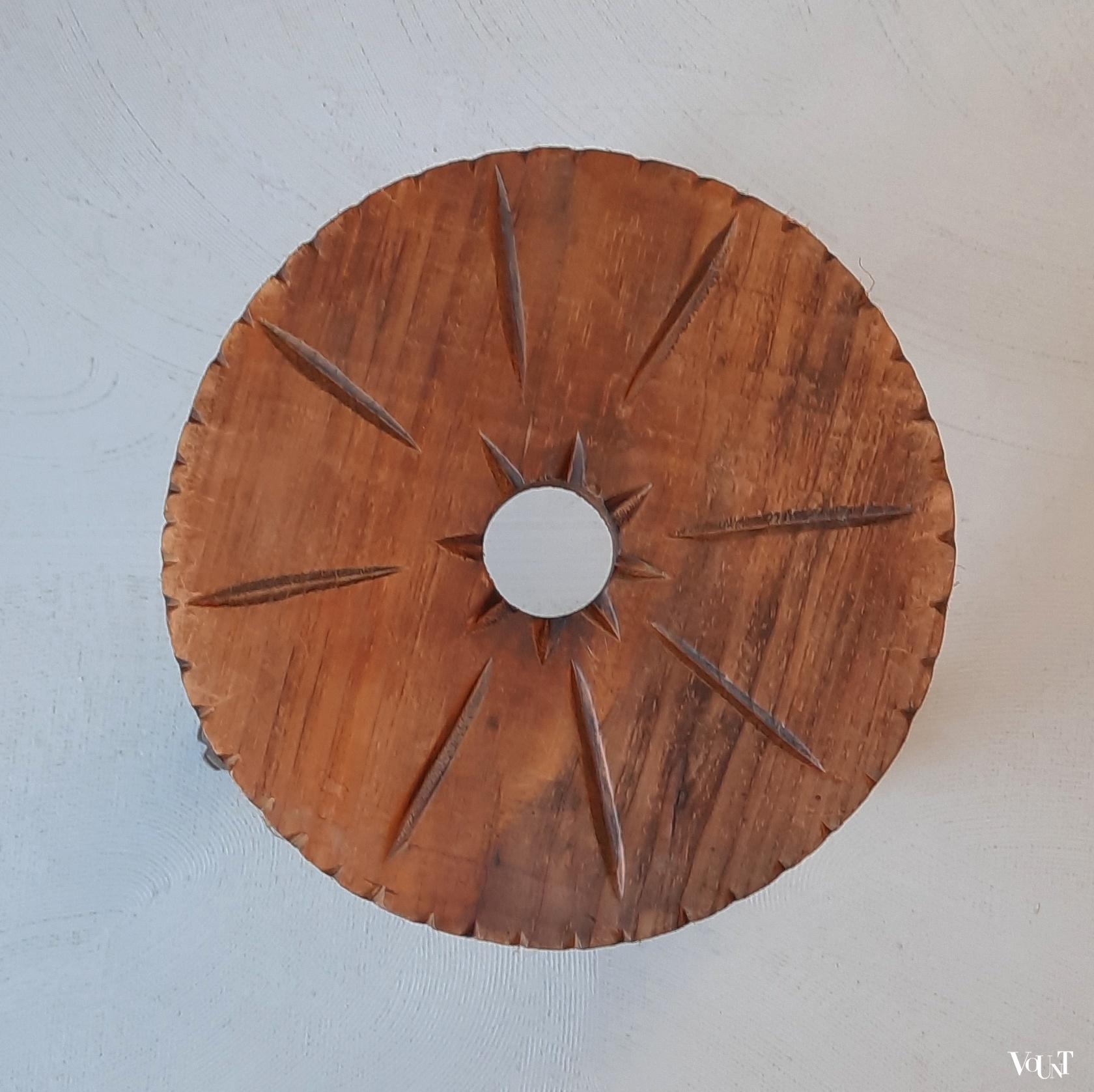 Houten kruk met touw, Spanje, jaren '70