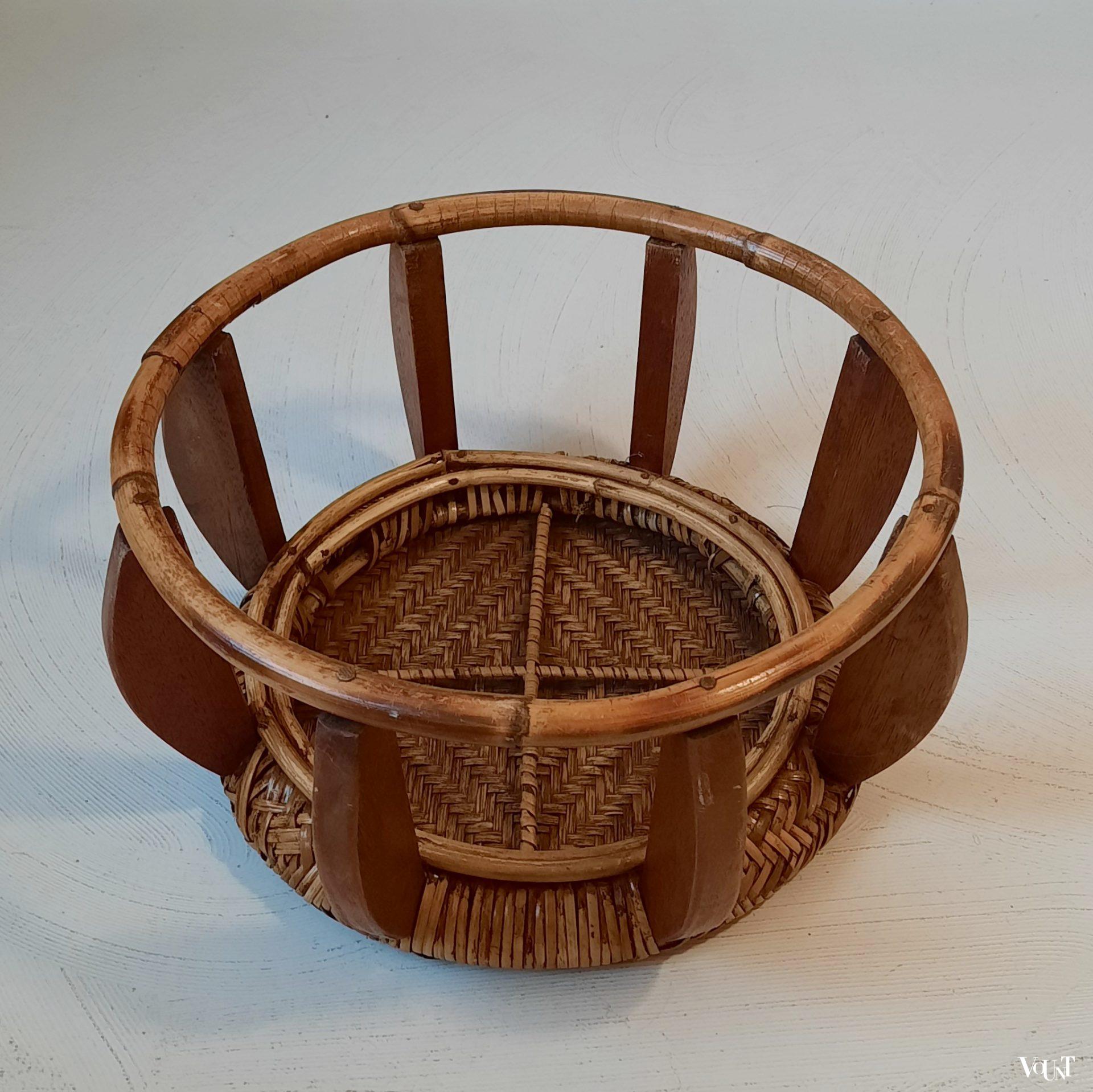 Vintage Aziatische lage kruk, hout en rotan