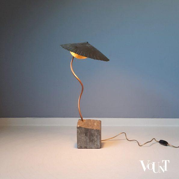 Brutalist tafellamp nr. 22, Joost Tomberg, Luminous Design, jaren '80