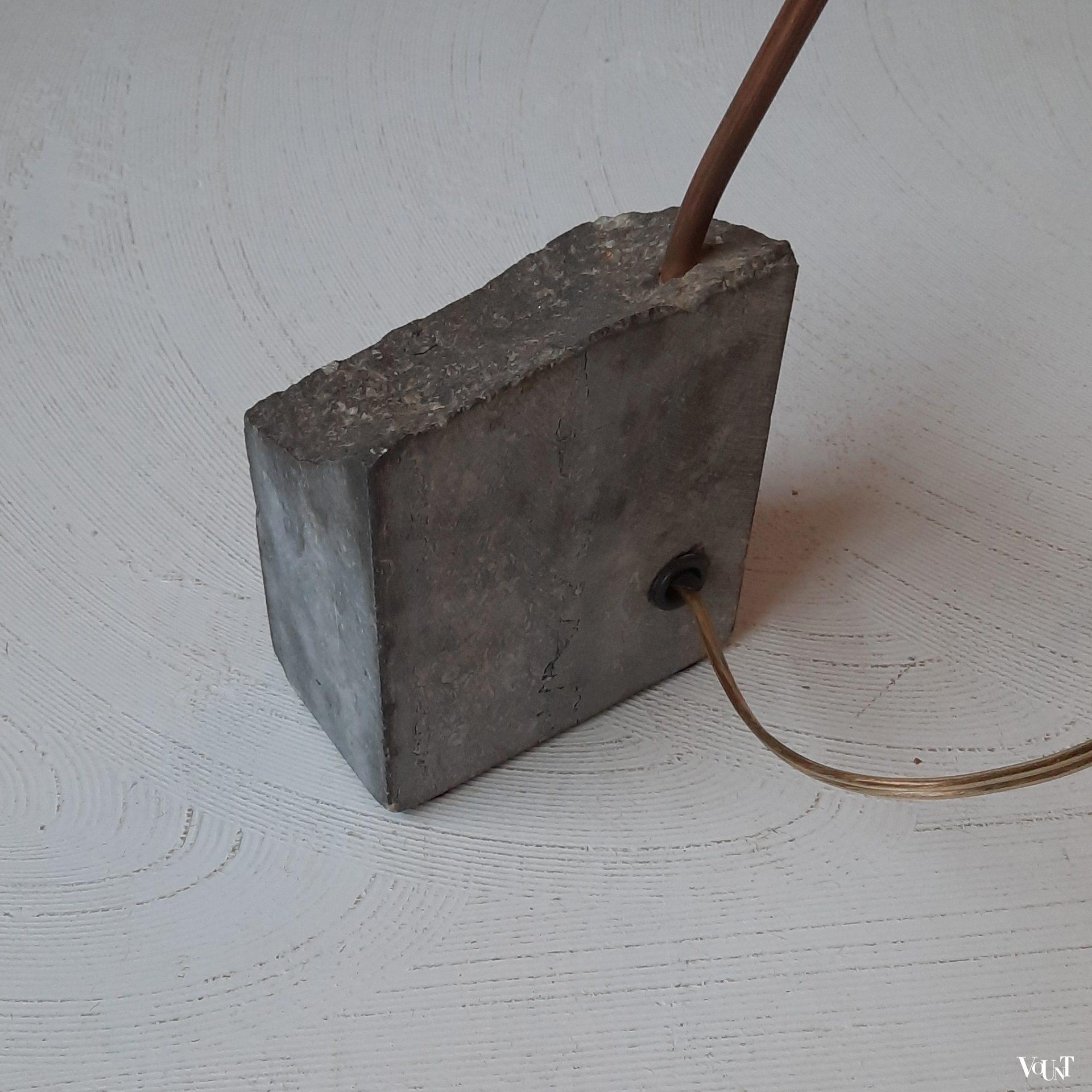 Brutalist tafellamp nr. 22, Joost Tomberg, Luminous Design, jaren '80