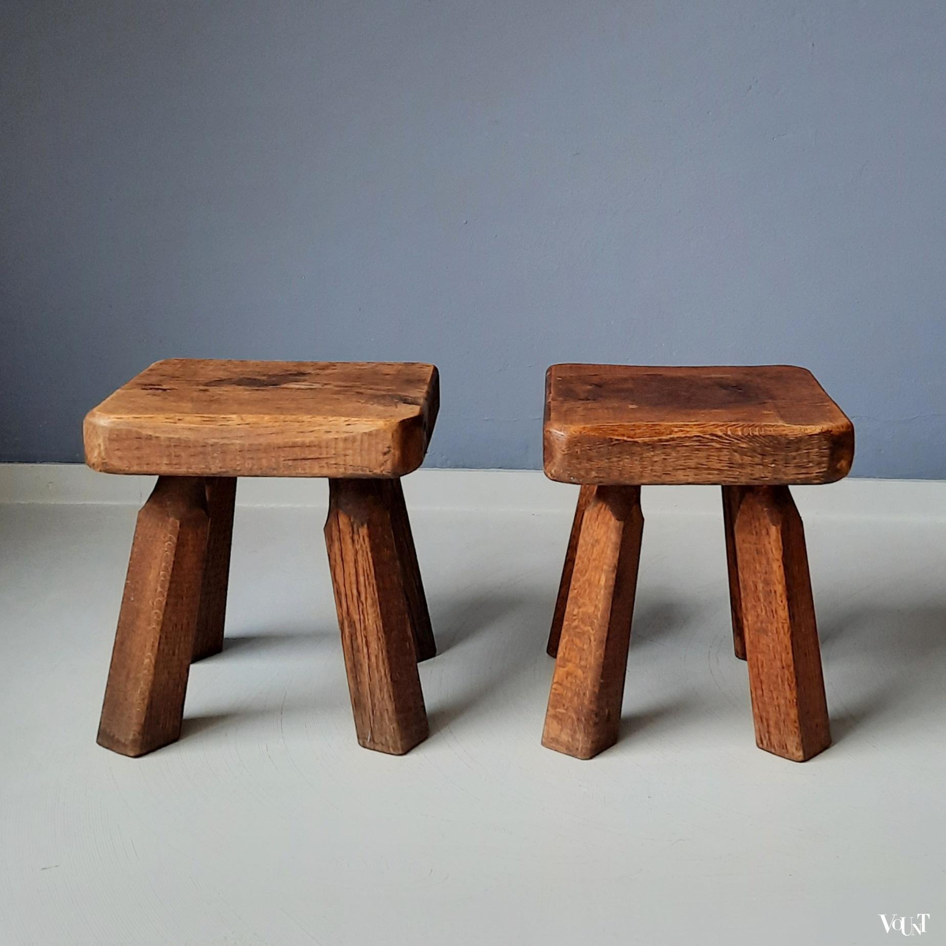 Set van 2 brutalist bijzettafeltjes, jaren '60/'70